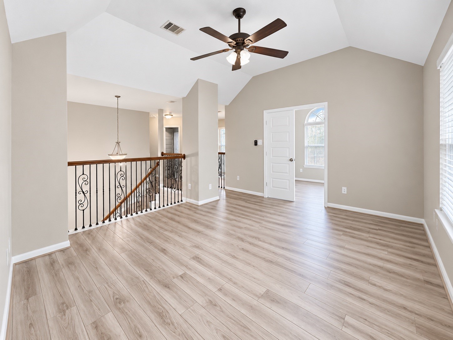 11014 Royale Ridge Lane Property Photo 10