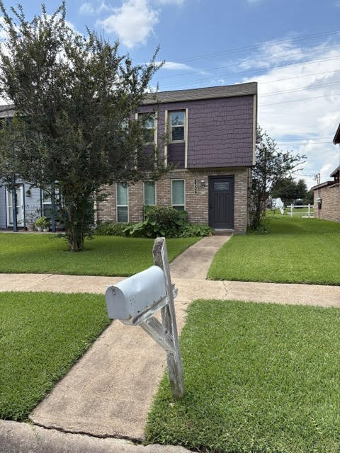 8306 Oakhaven Road Property Photo 1
