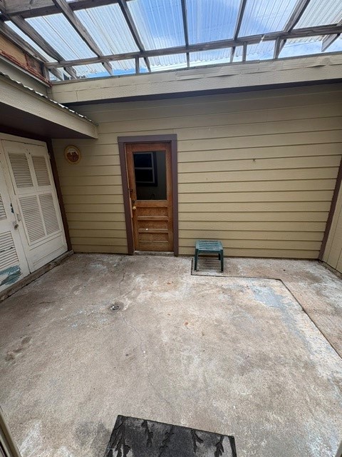 8306 Oakhaven Road Property Photo 9