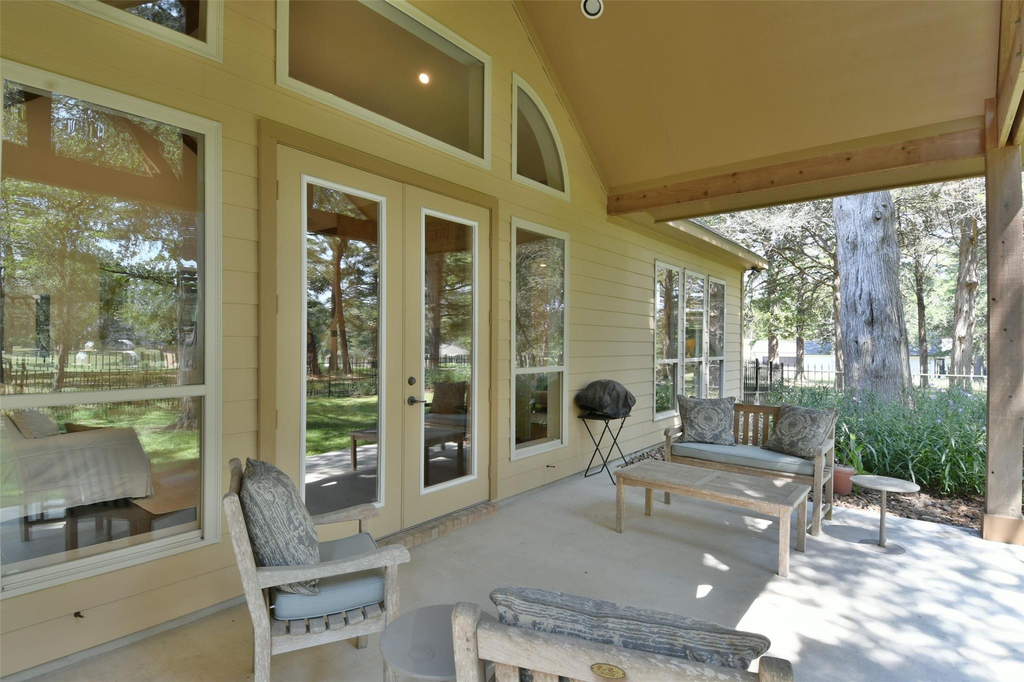 901 N Falls Drive, New Ulm Tx 78950 Property Photo 11