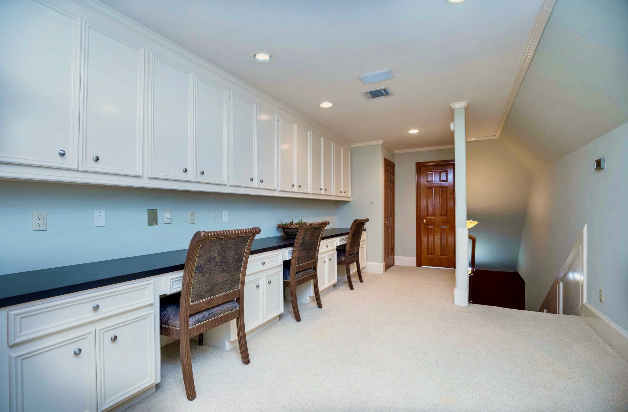 17 Windsor Place Property Photo 42