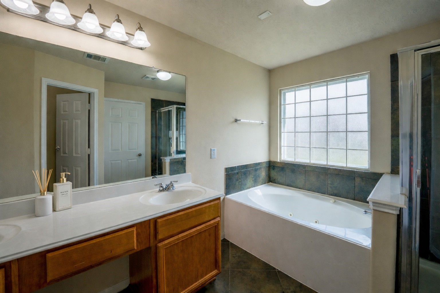 3435 Yasmine Ranch Drive Property Photo 10