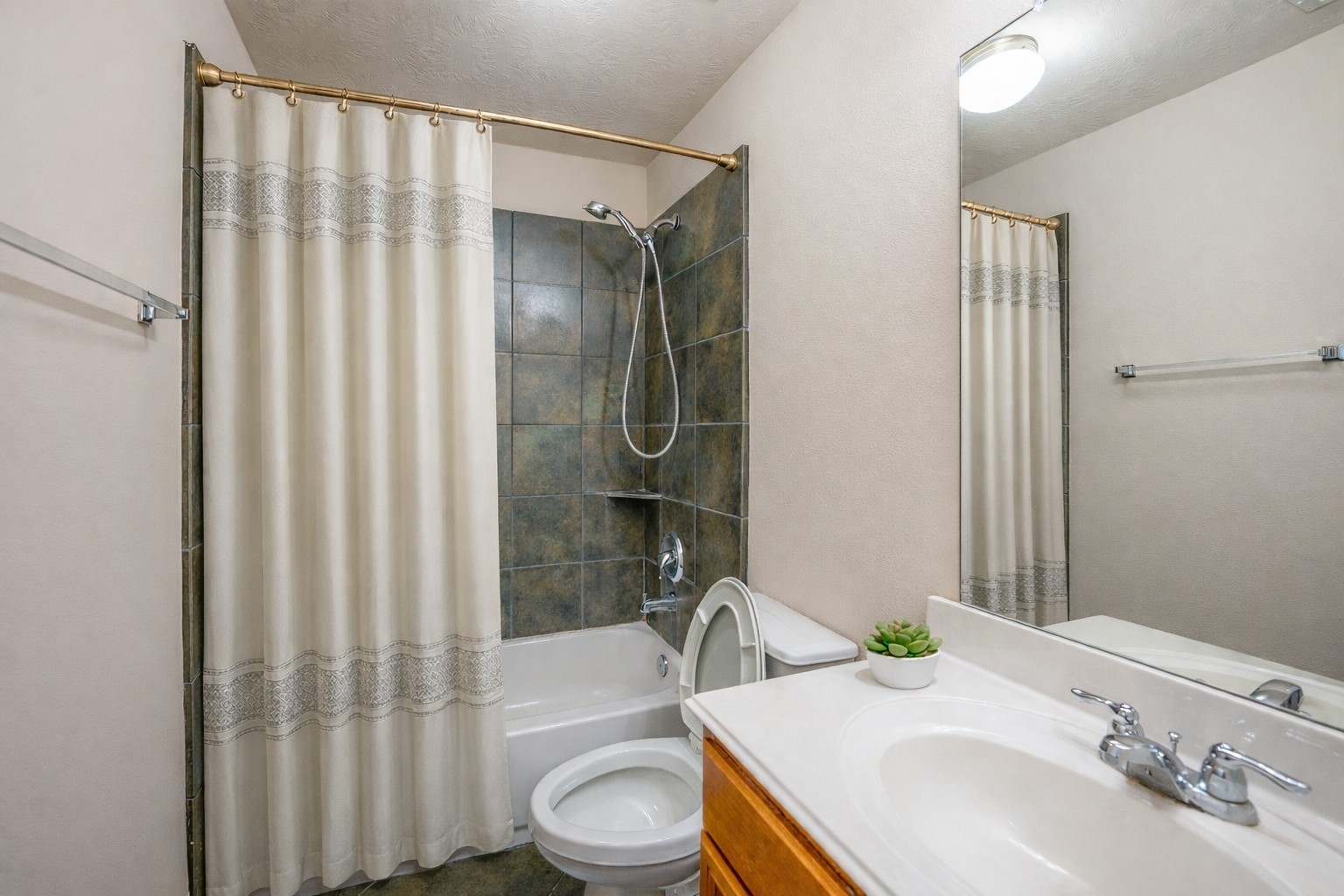 3435 Yasmine Ranch Drive Property Photo 11