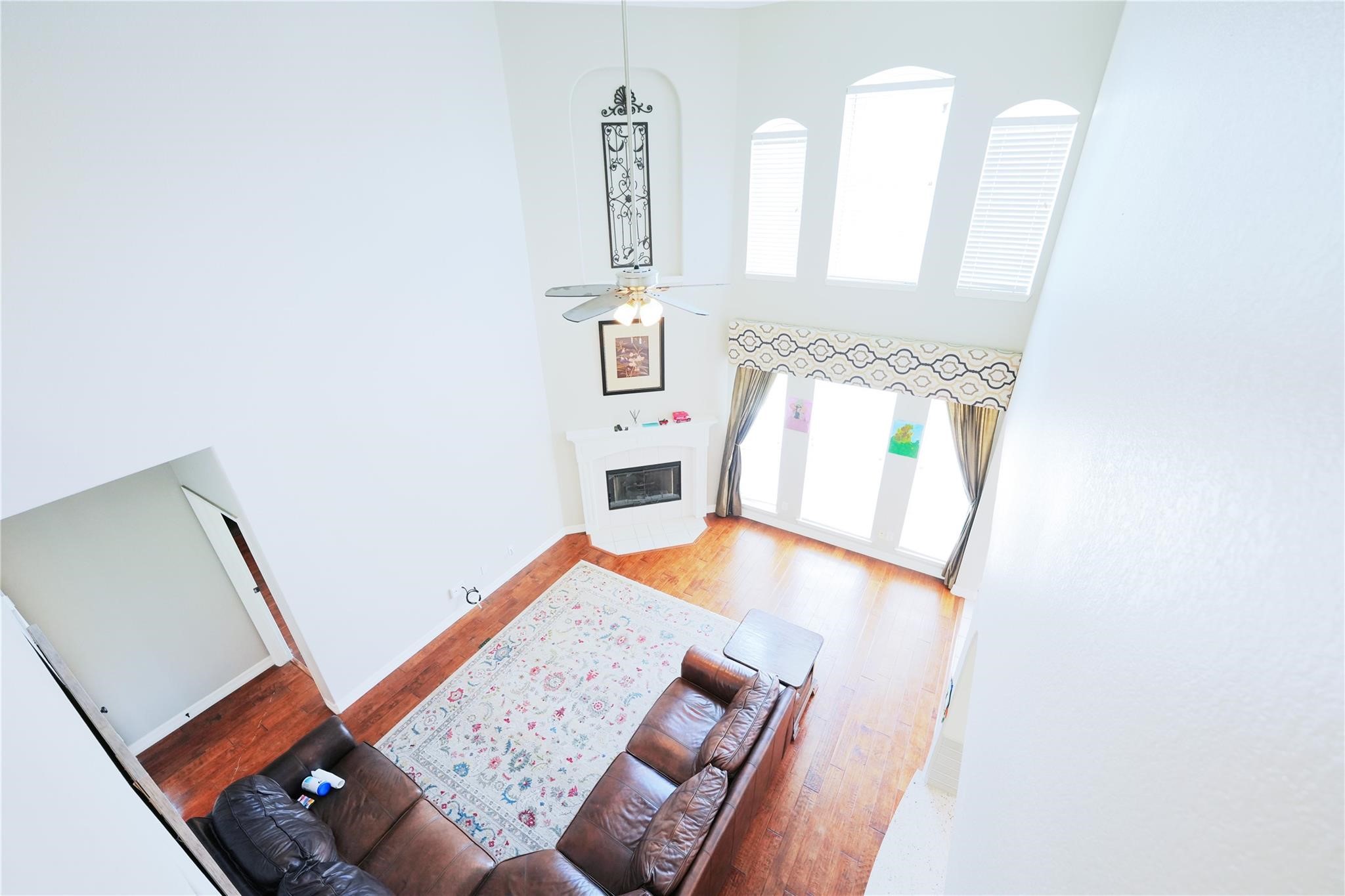 2422 Lansing Circle Property Photo 10