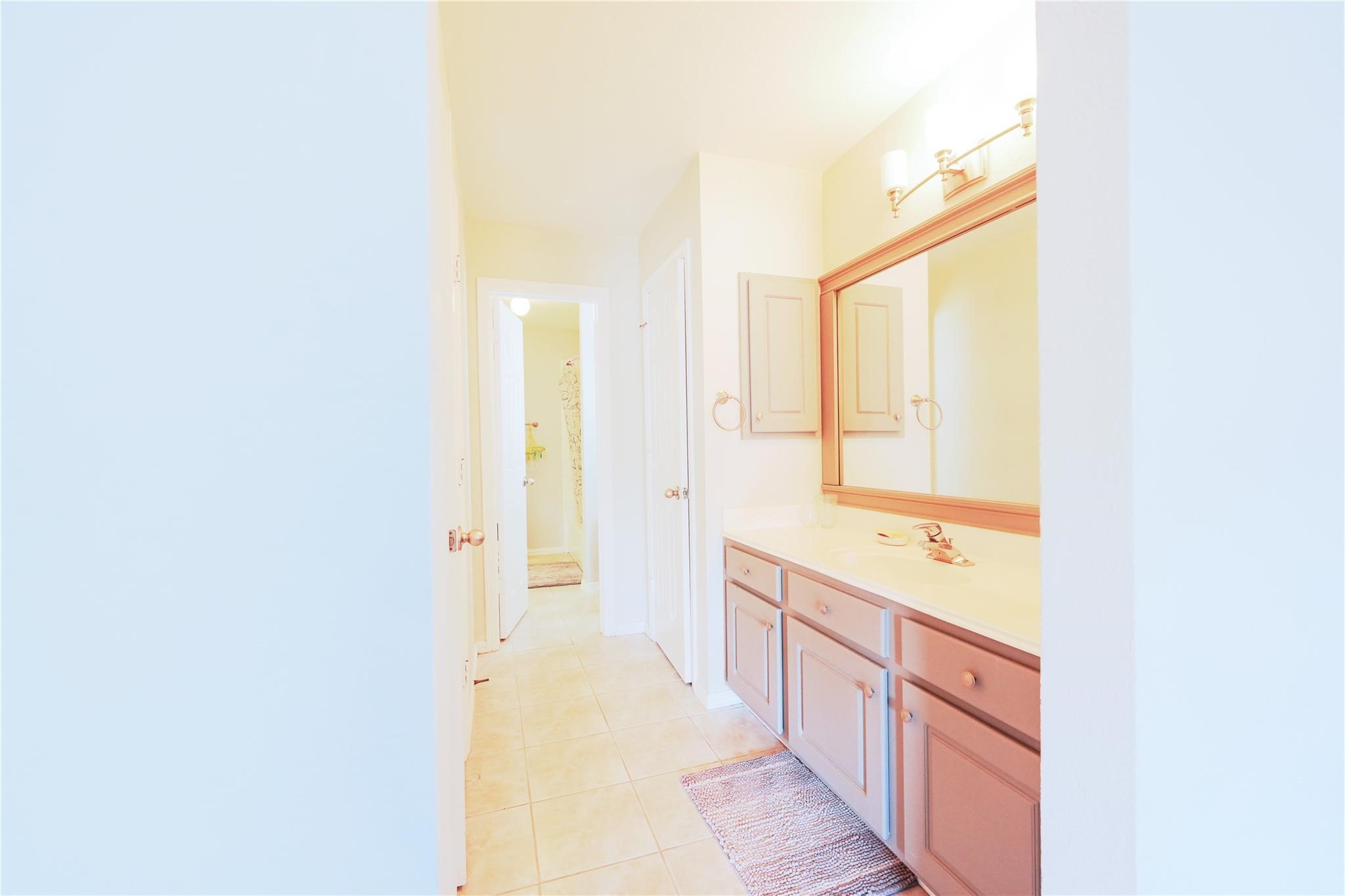 2422 Lansing Circle Property Photo 23