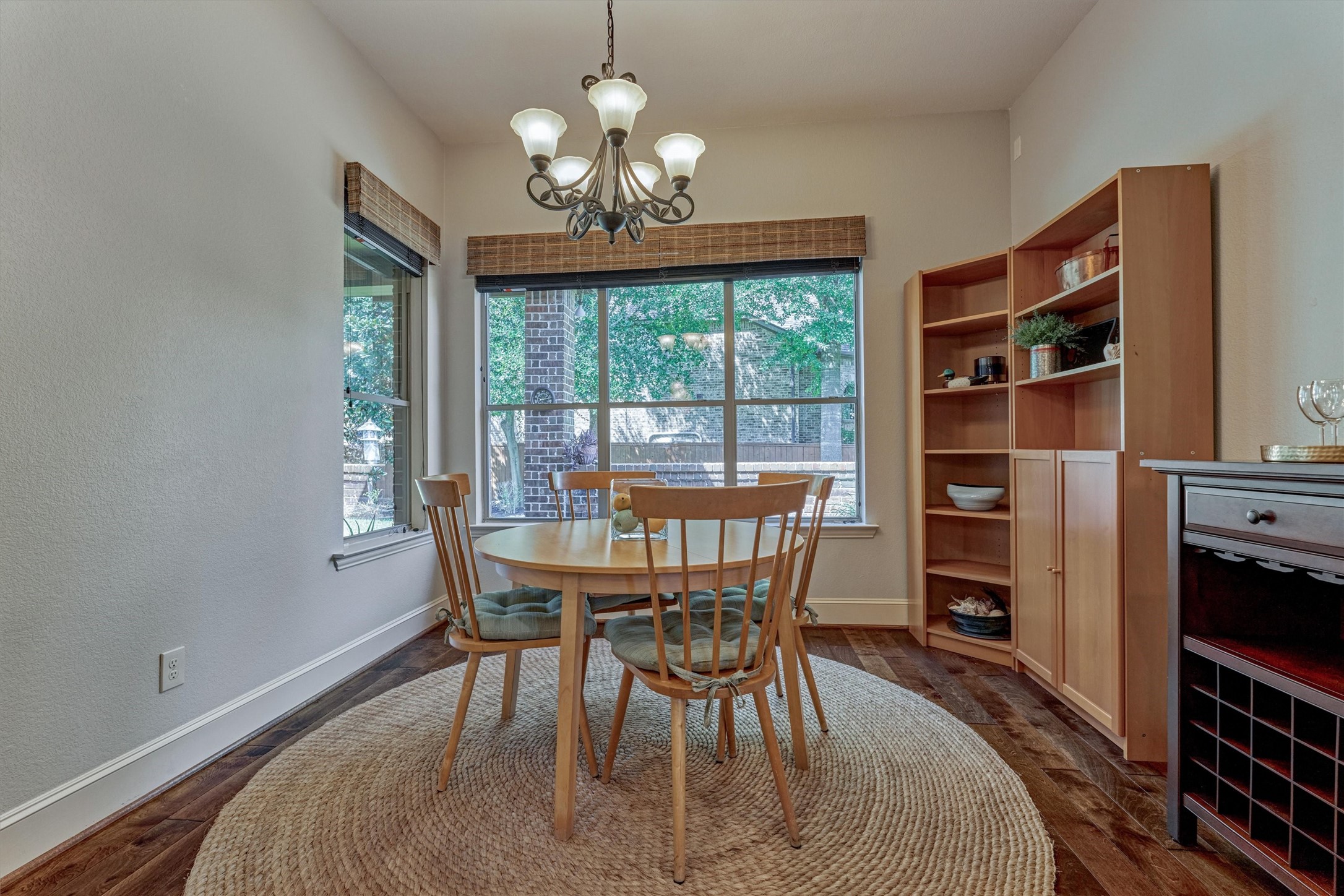 11 Almondell Court Property Photo 12