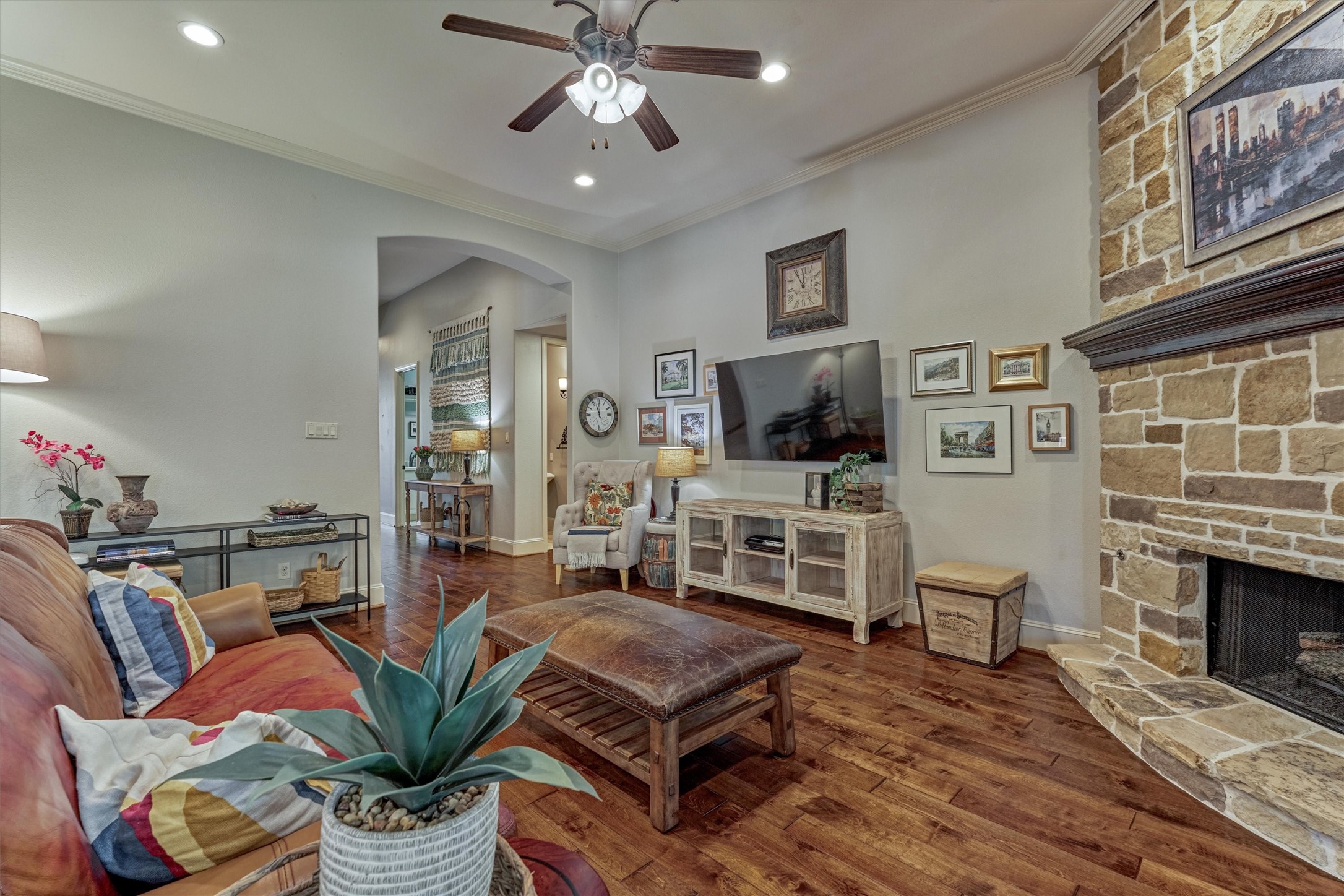 11 Almondell Court Property Photo 15