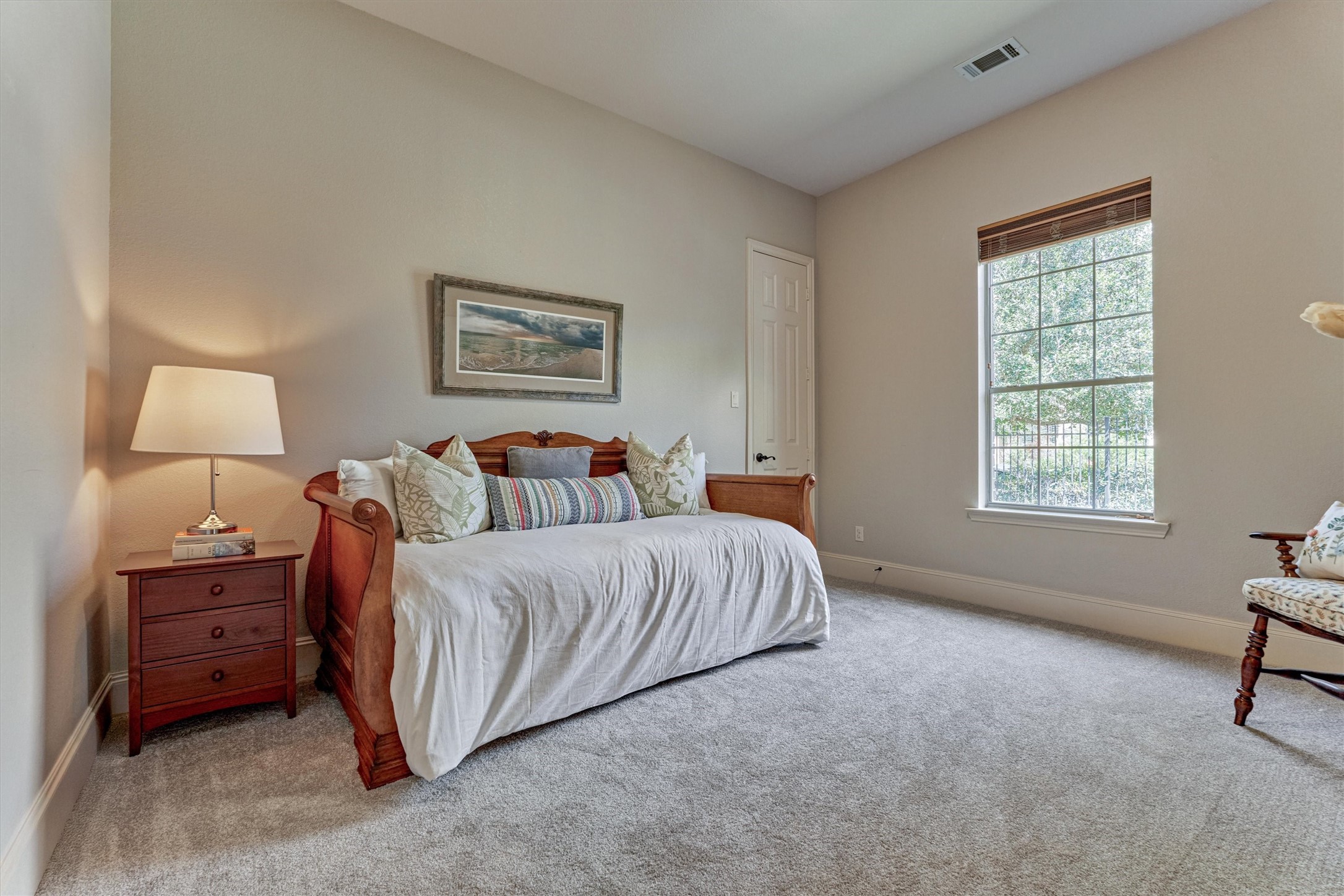 11 Almondell Court Property Photo 28