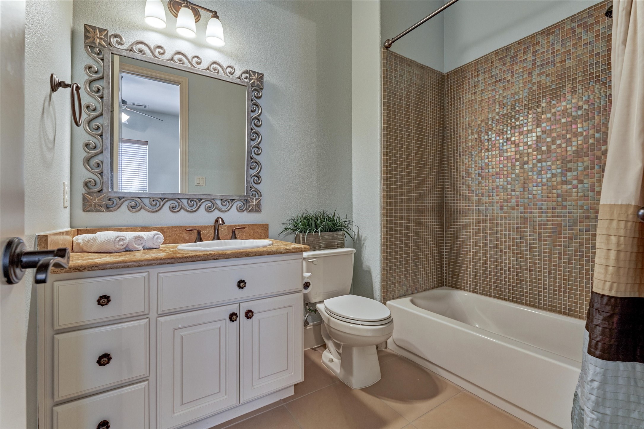 11 Almondell Court Property Photo 33