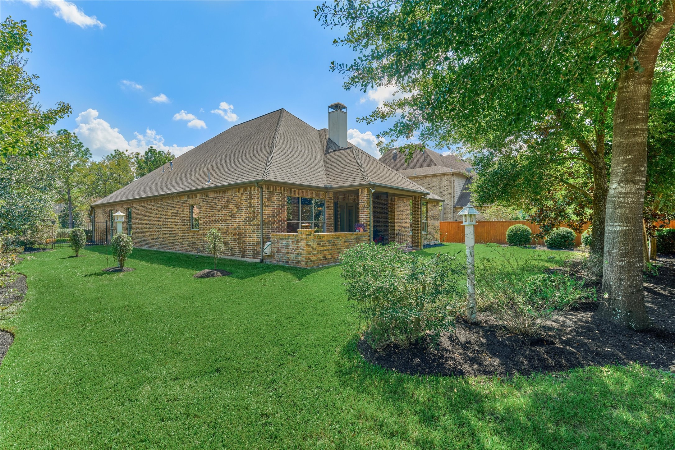 11 Almondell Court Property Photo 40