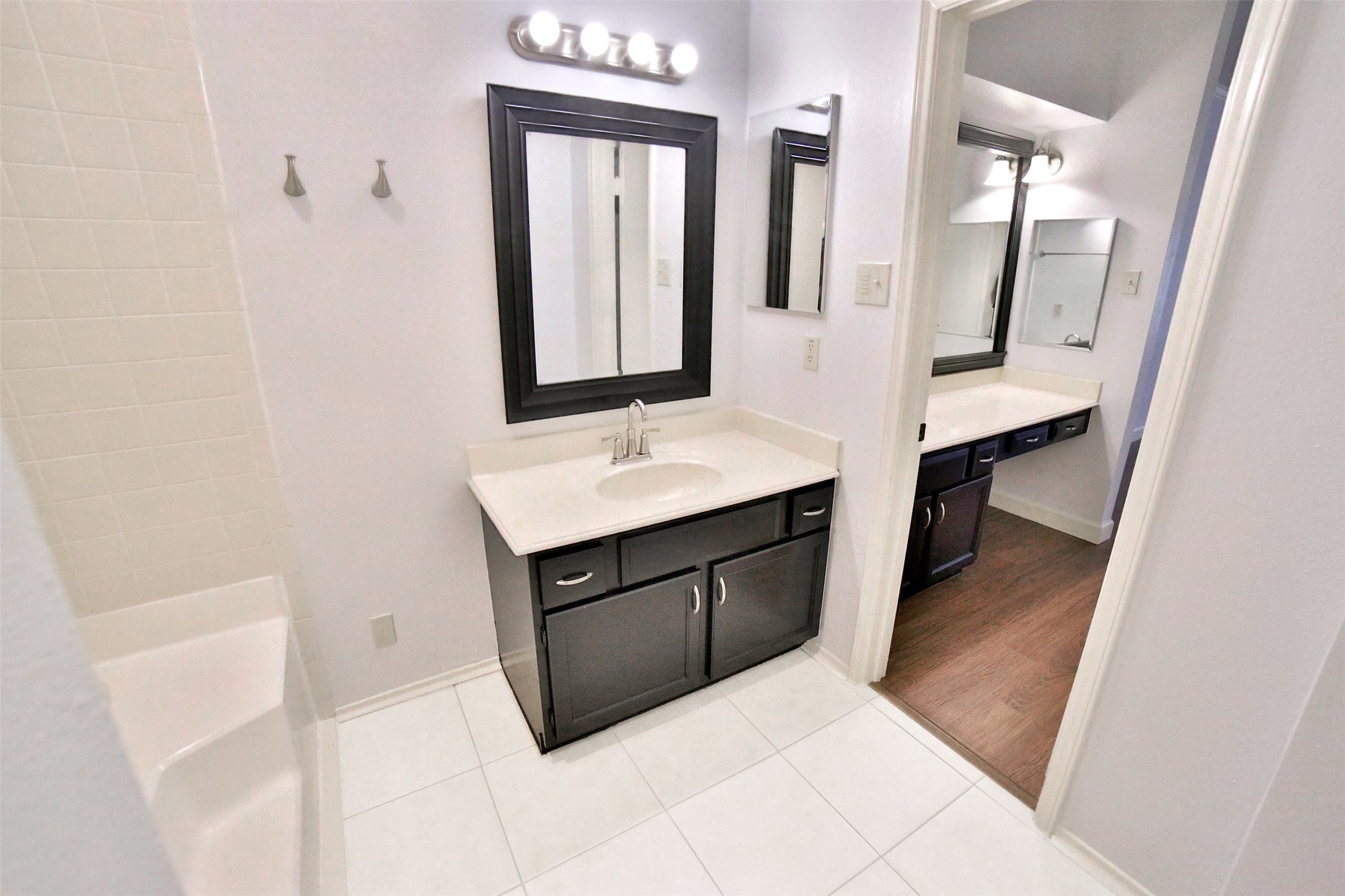 486 S Wilcrest Drive 486 Property Photo 17