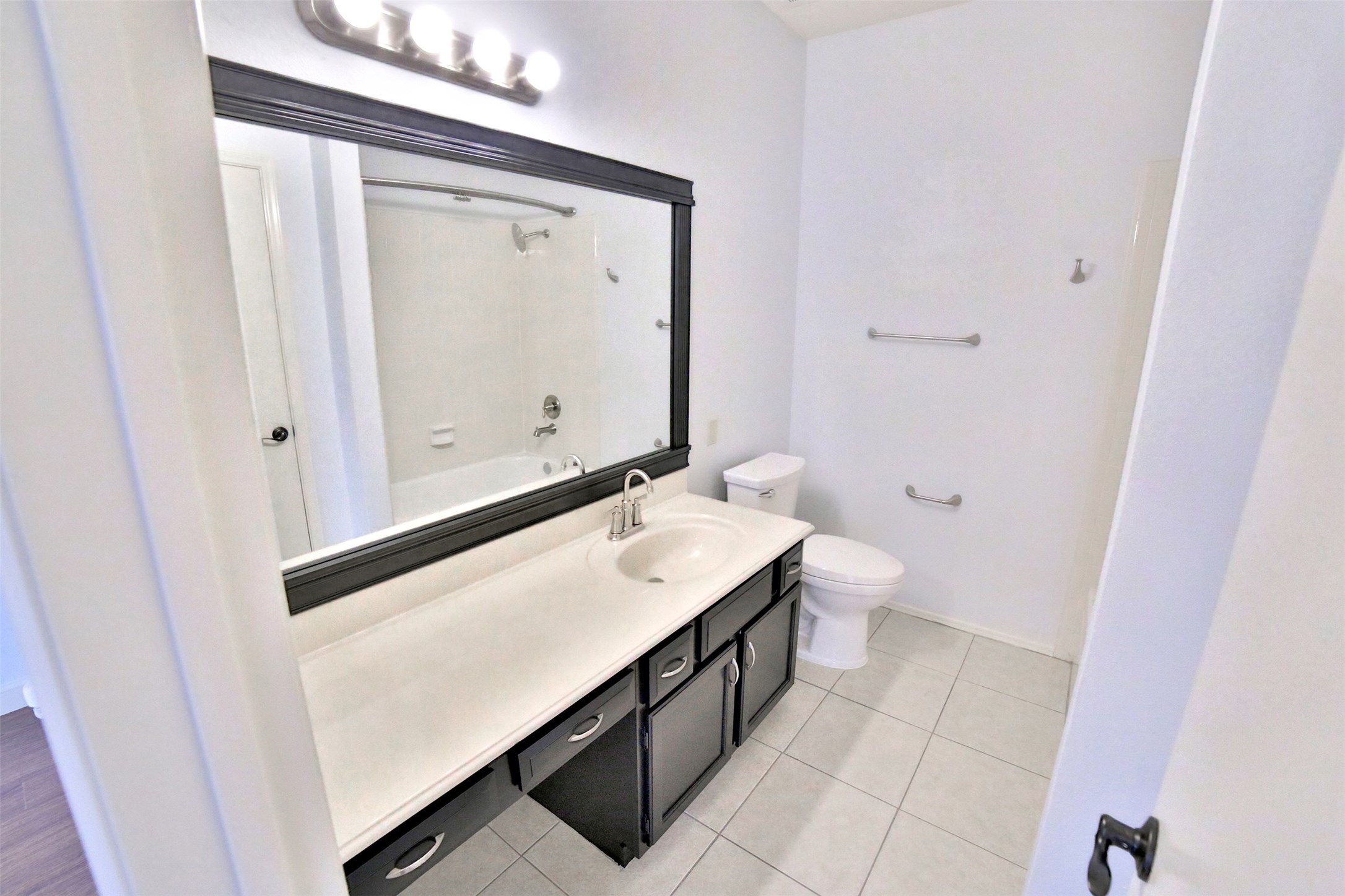486 S Wilcrest Drive 486 Property Photo 19