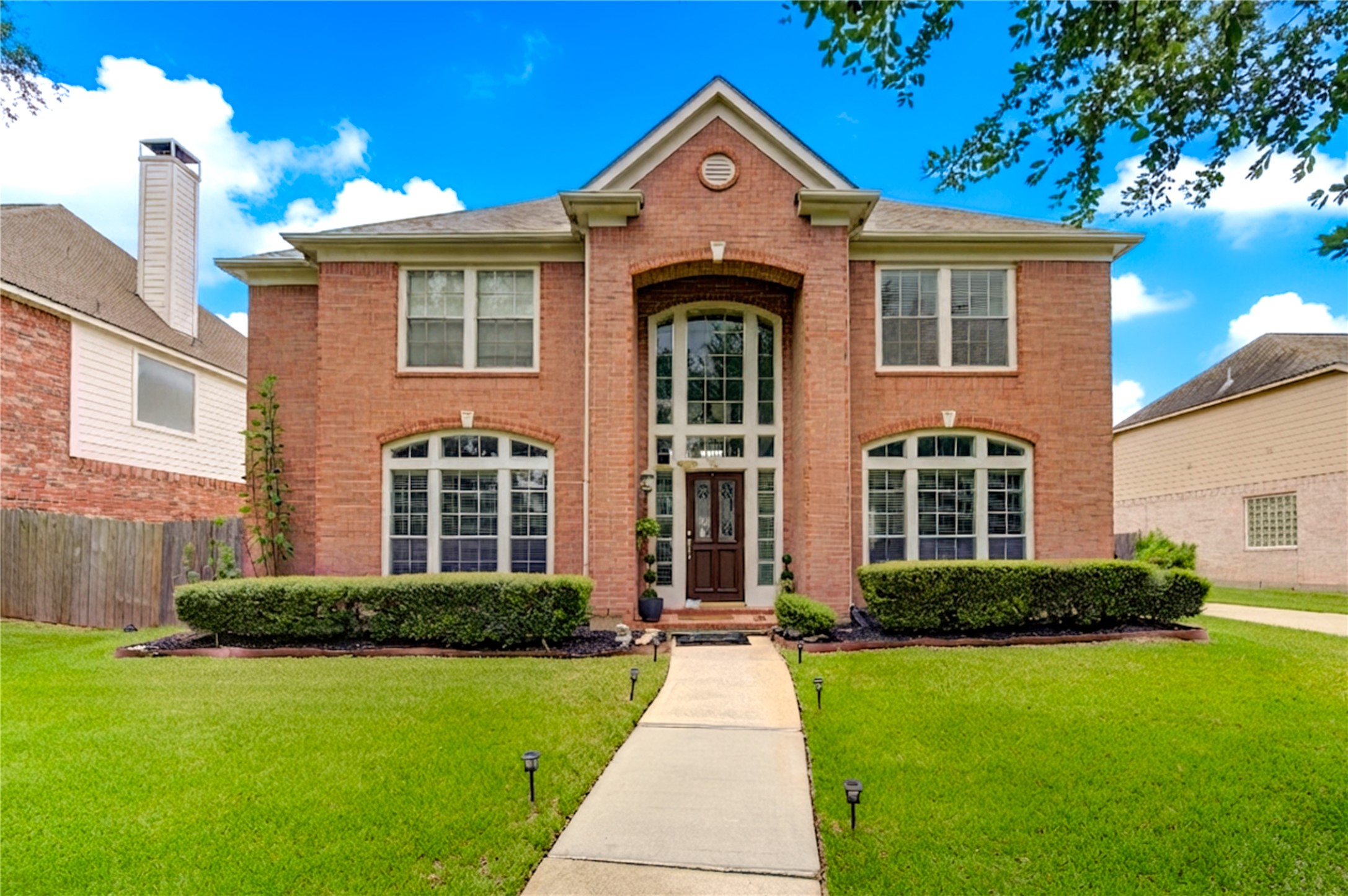 5911 Canyon Brook Court Property Photo 4