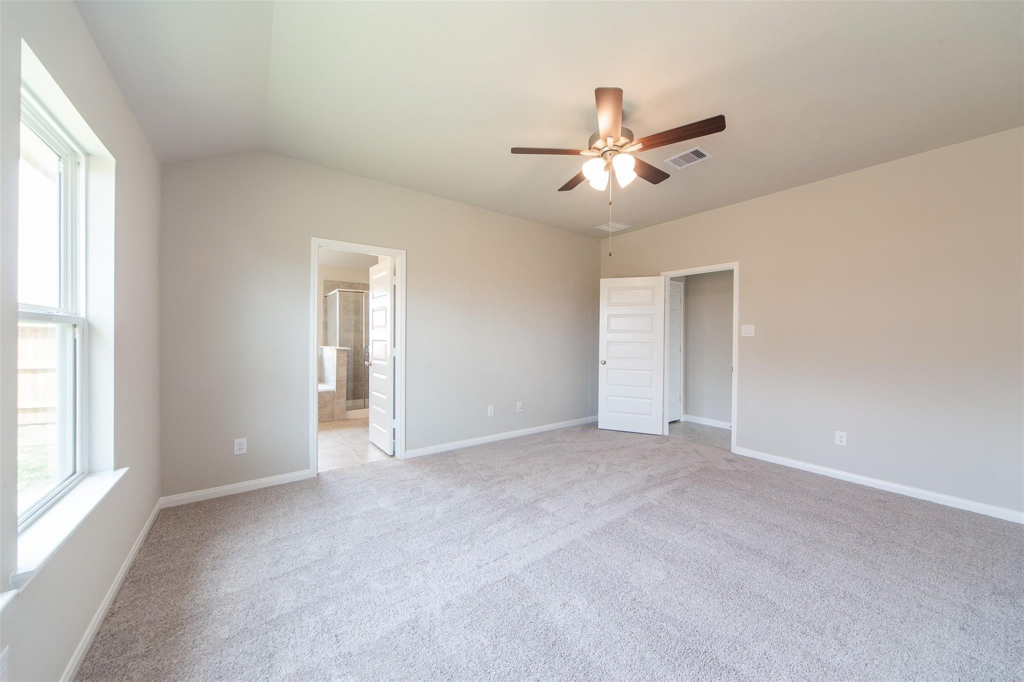 7034 Toluca Drive Property Photo 15