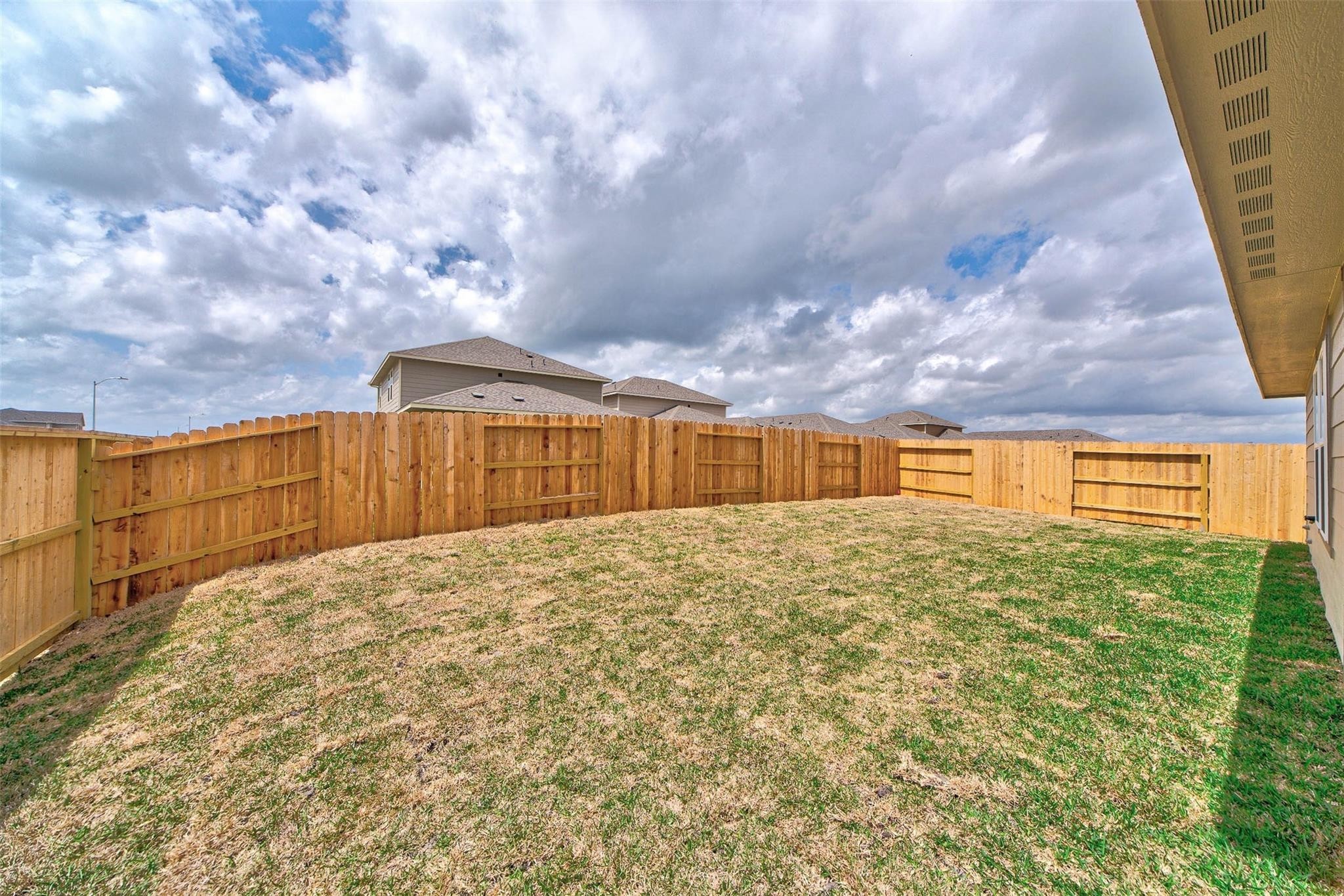 7034 Toluca Drive Property Photo 27