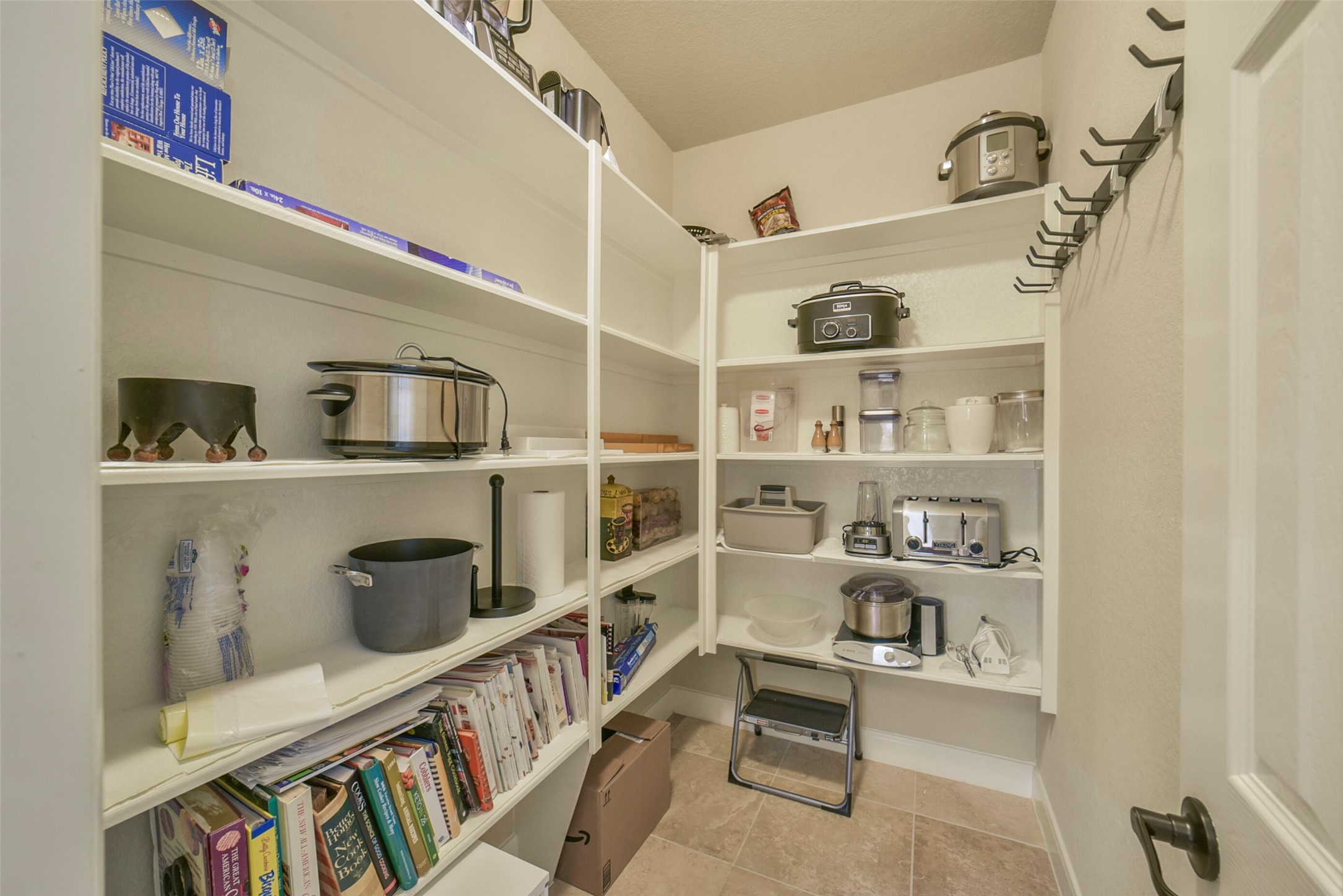 8323 Phantom Mist Drive Property Photo 14