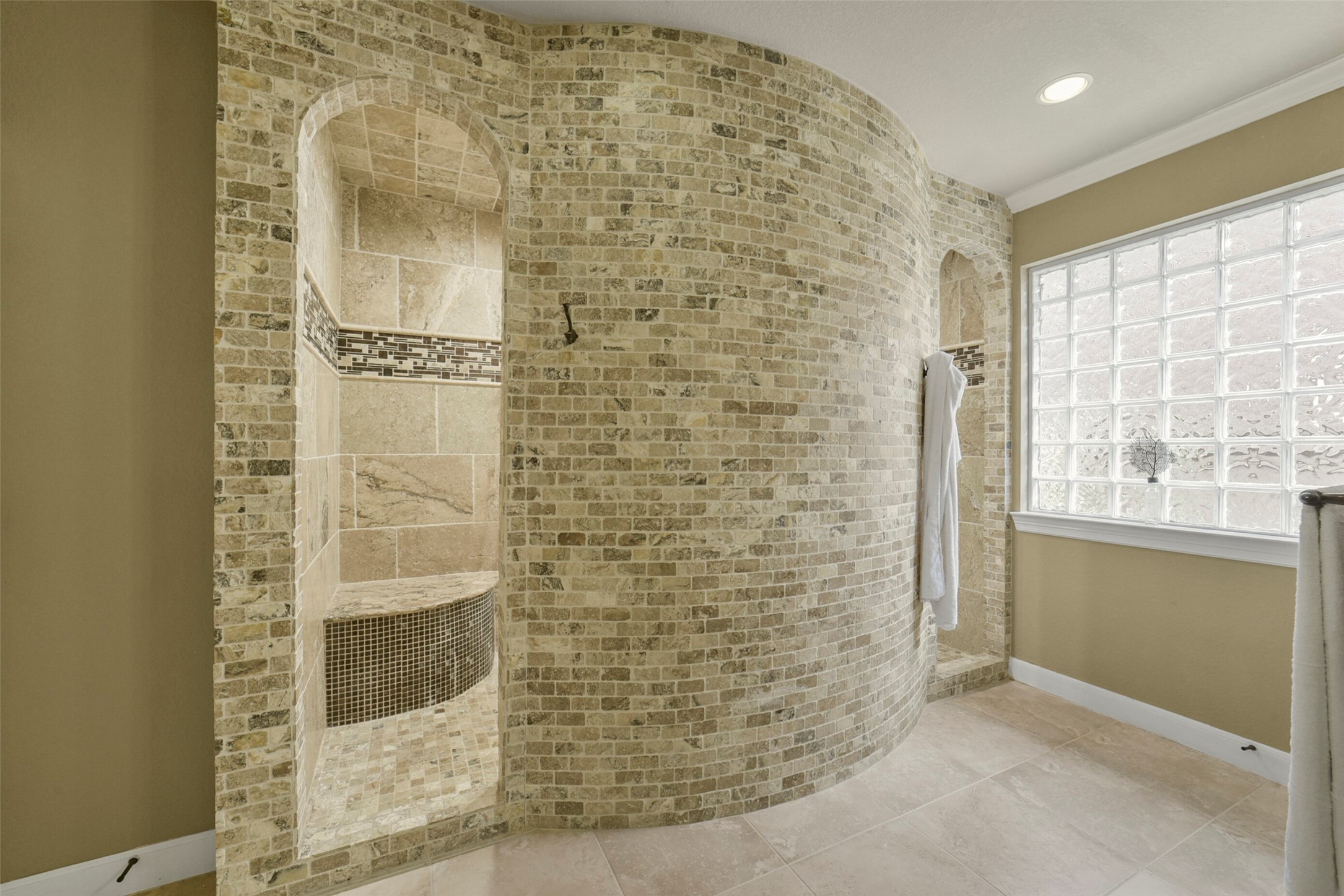 8323 Phantom Mist Drive Property Photo 22