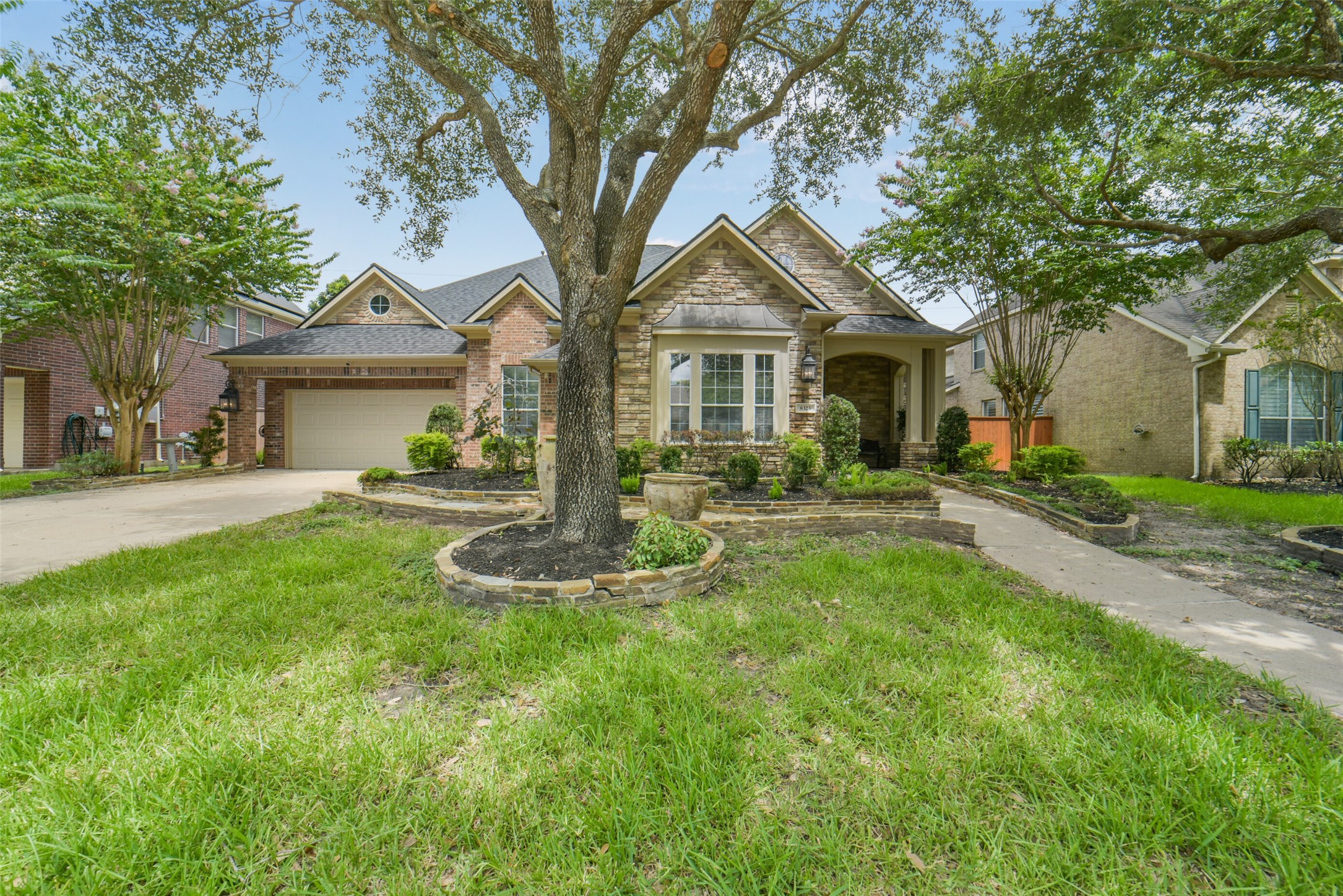 8323 Phantom Mist Drive Property Photo 36
