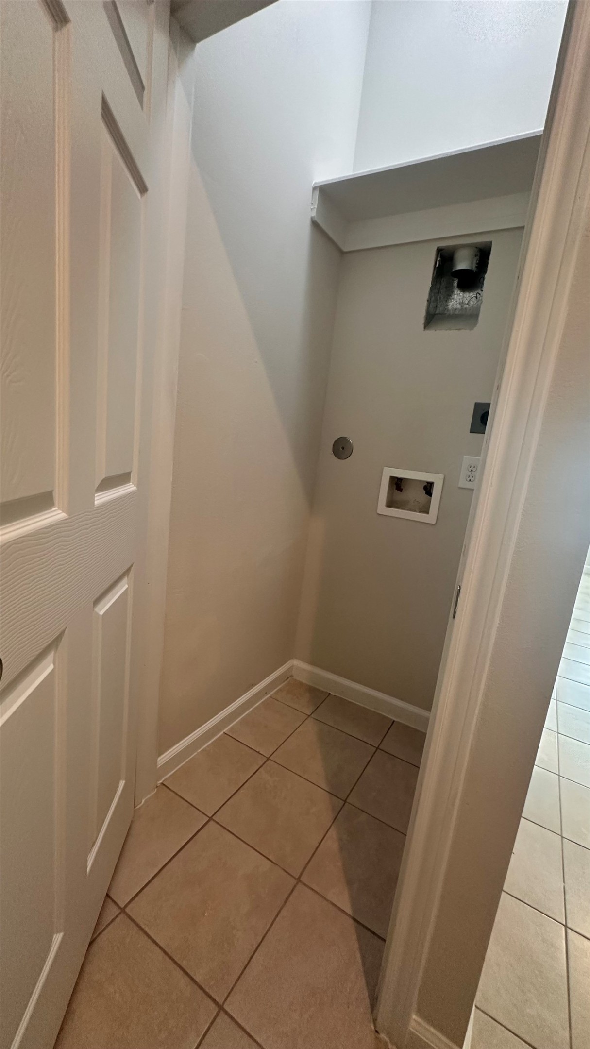 8310 Williamsdell Street Property Photo 8