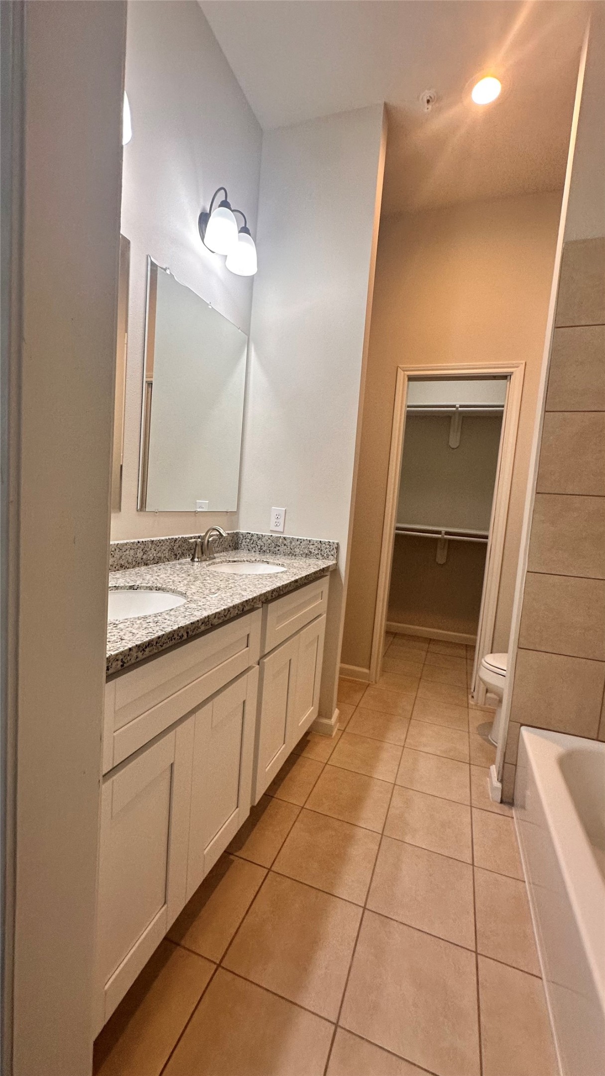 8310 Williamsdell Street Property Photo 15