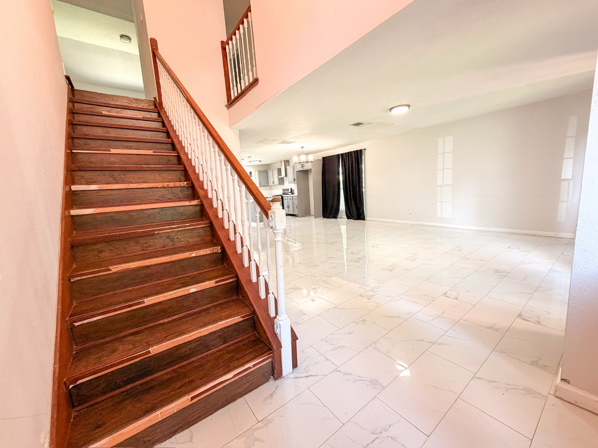 1802 Lavaca Street Property Photo 4