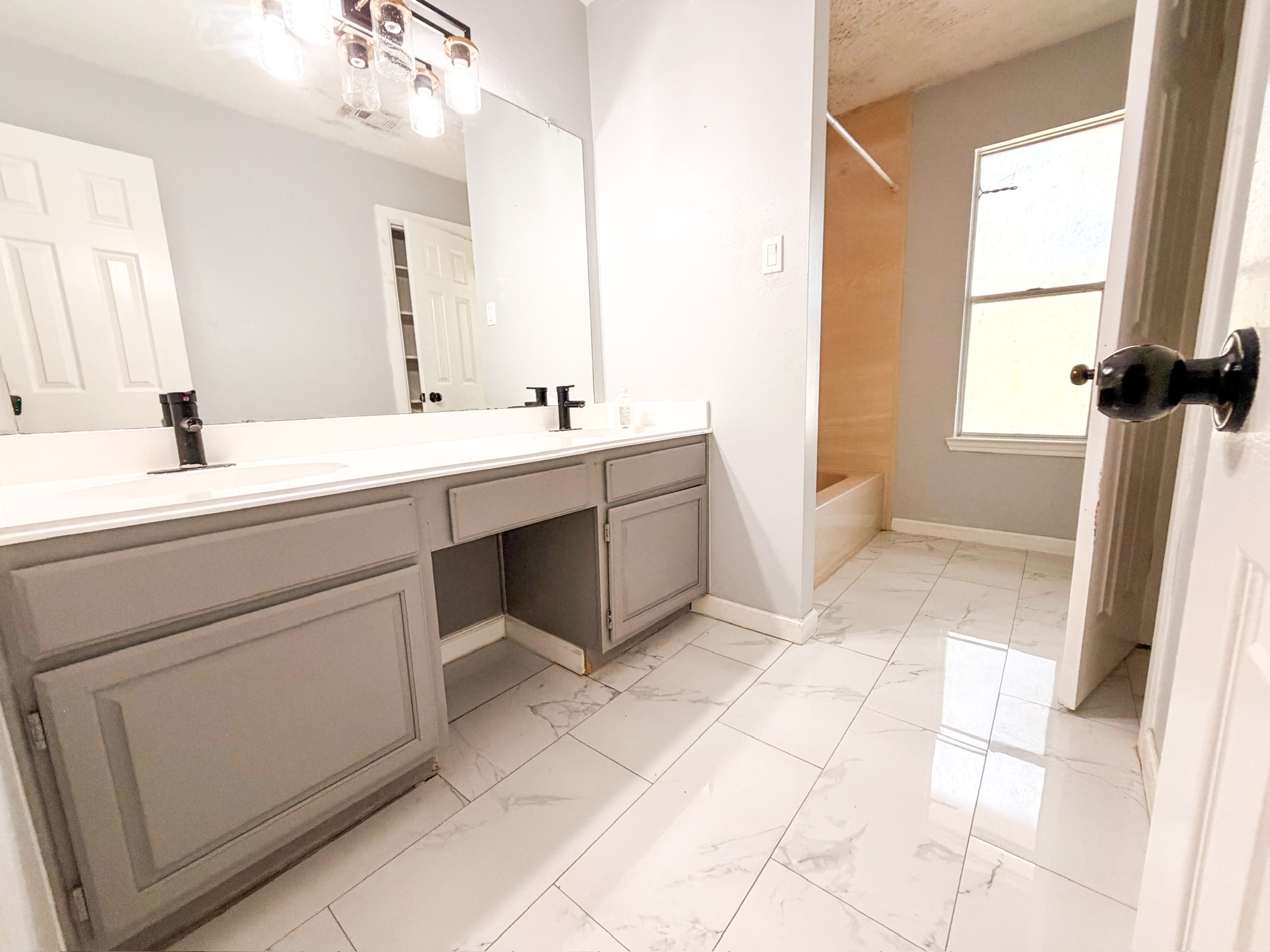 1802 Lavaca Street Property Photo 24