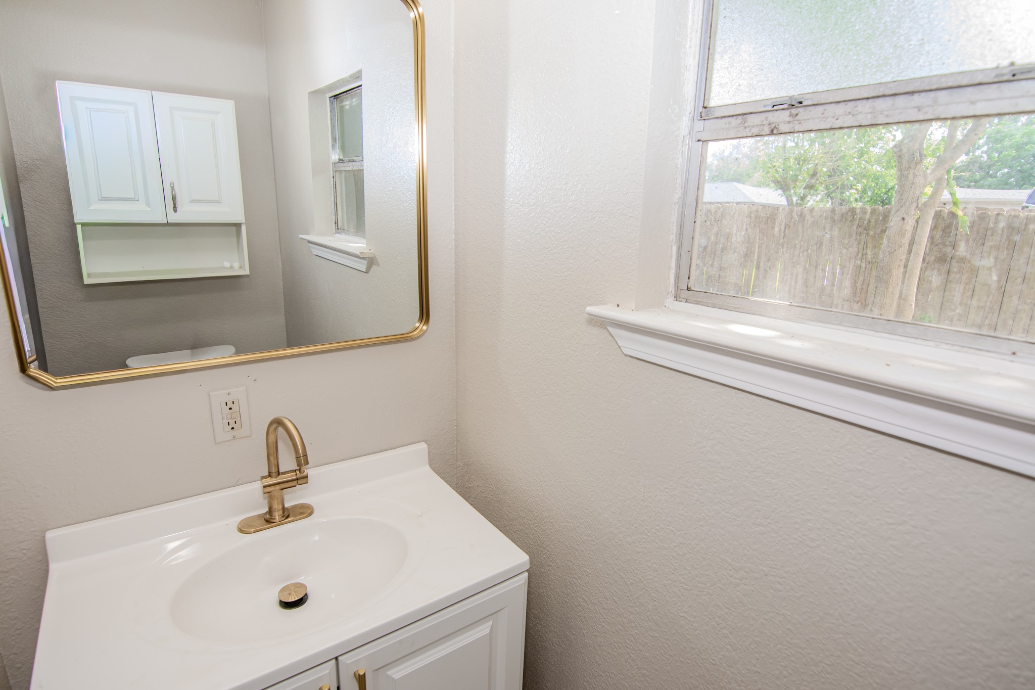 2611 Ashington Drive Property Photo 11
