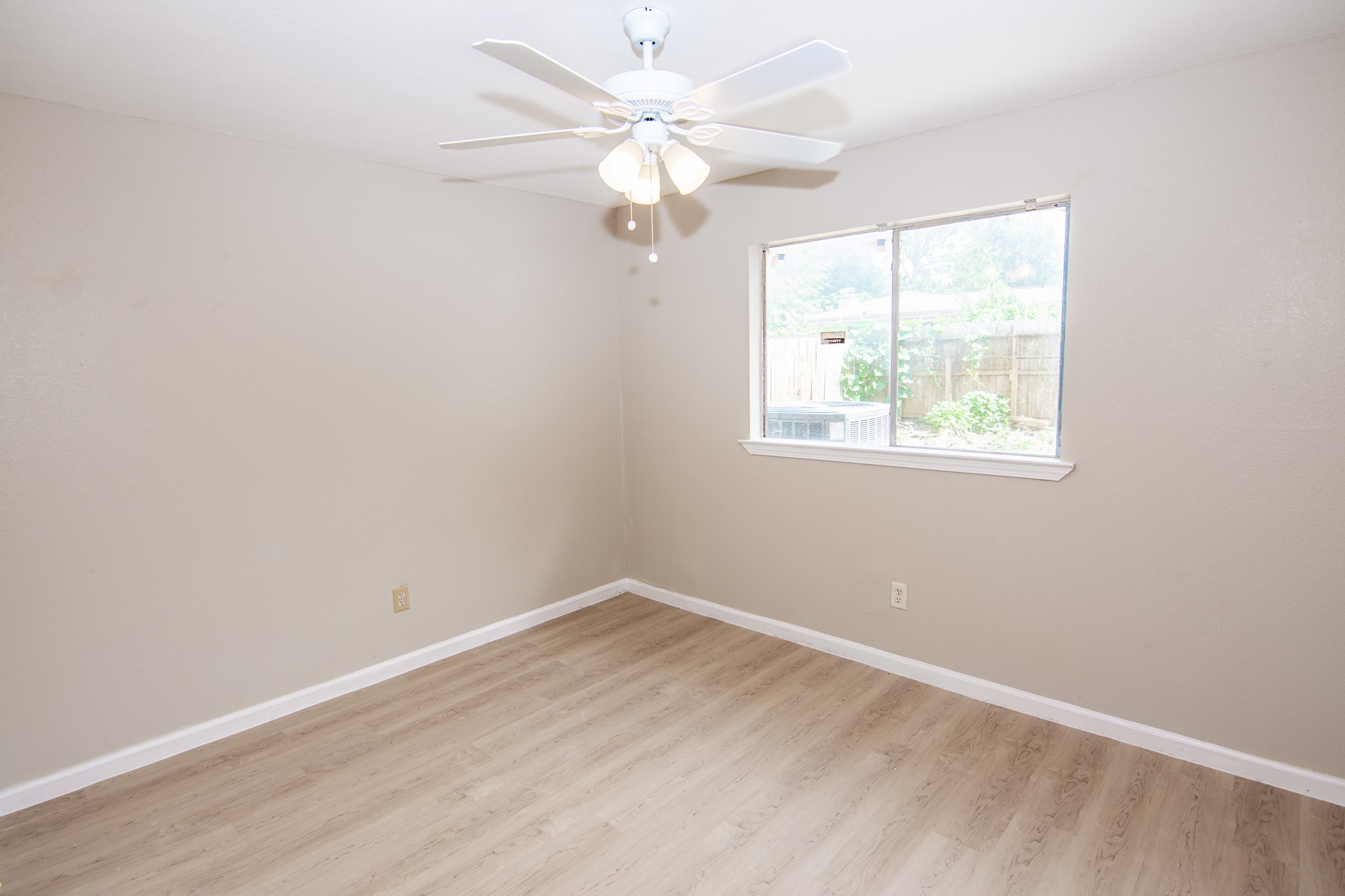 2611 Ashington Drive Property Photo 12