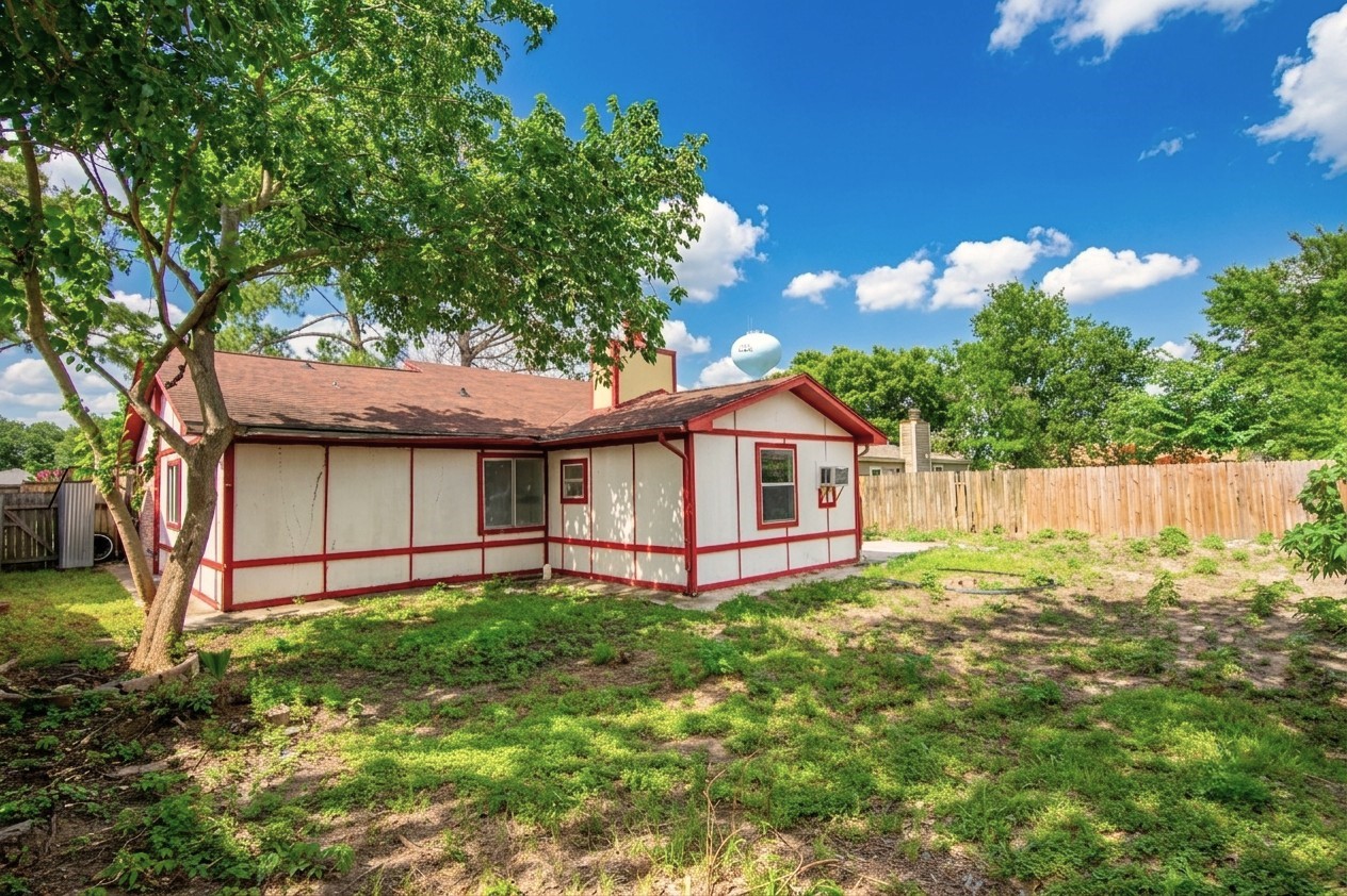 2611 Ashington Drive Property Photo 17