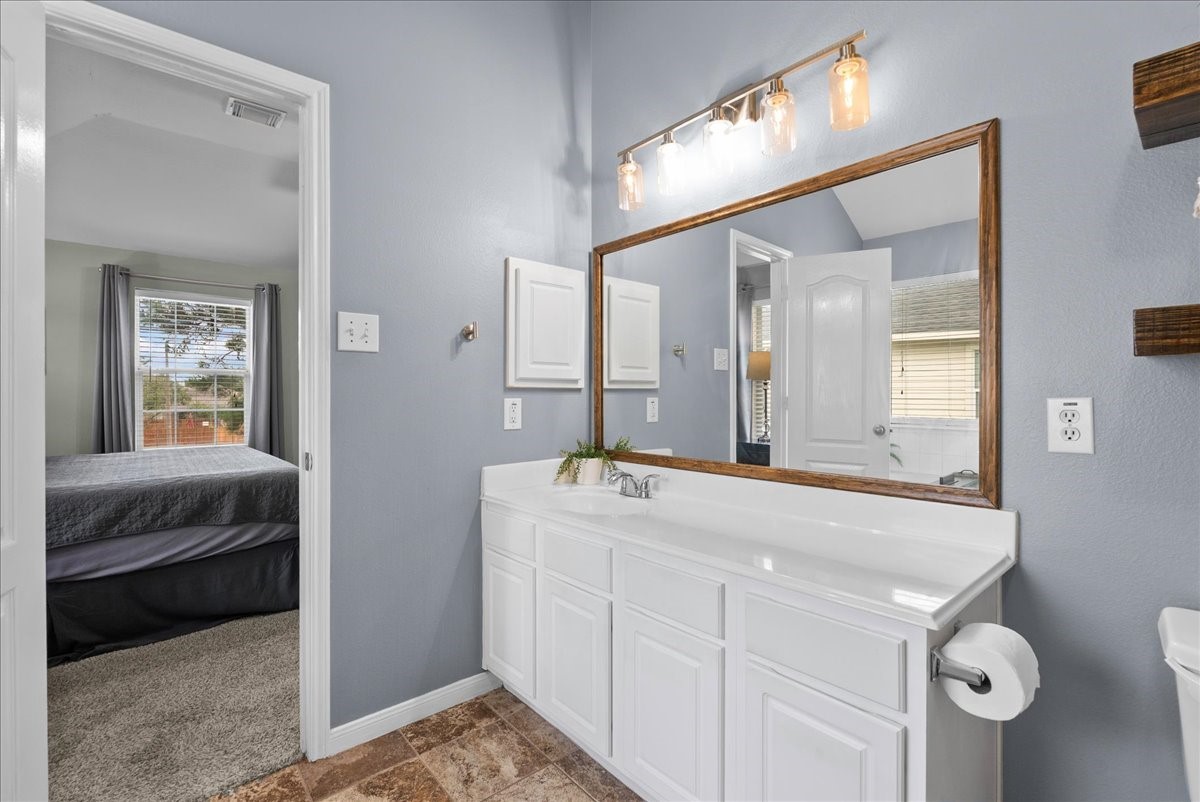 2111 Bataan Drive Property Photo 32