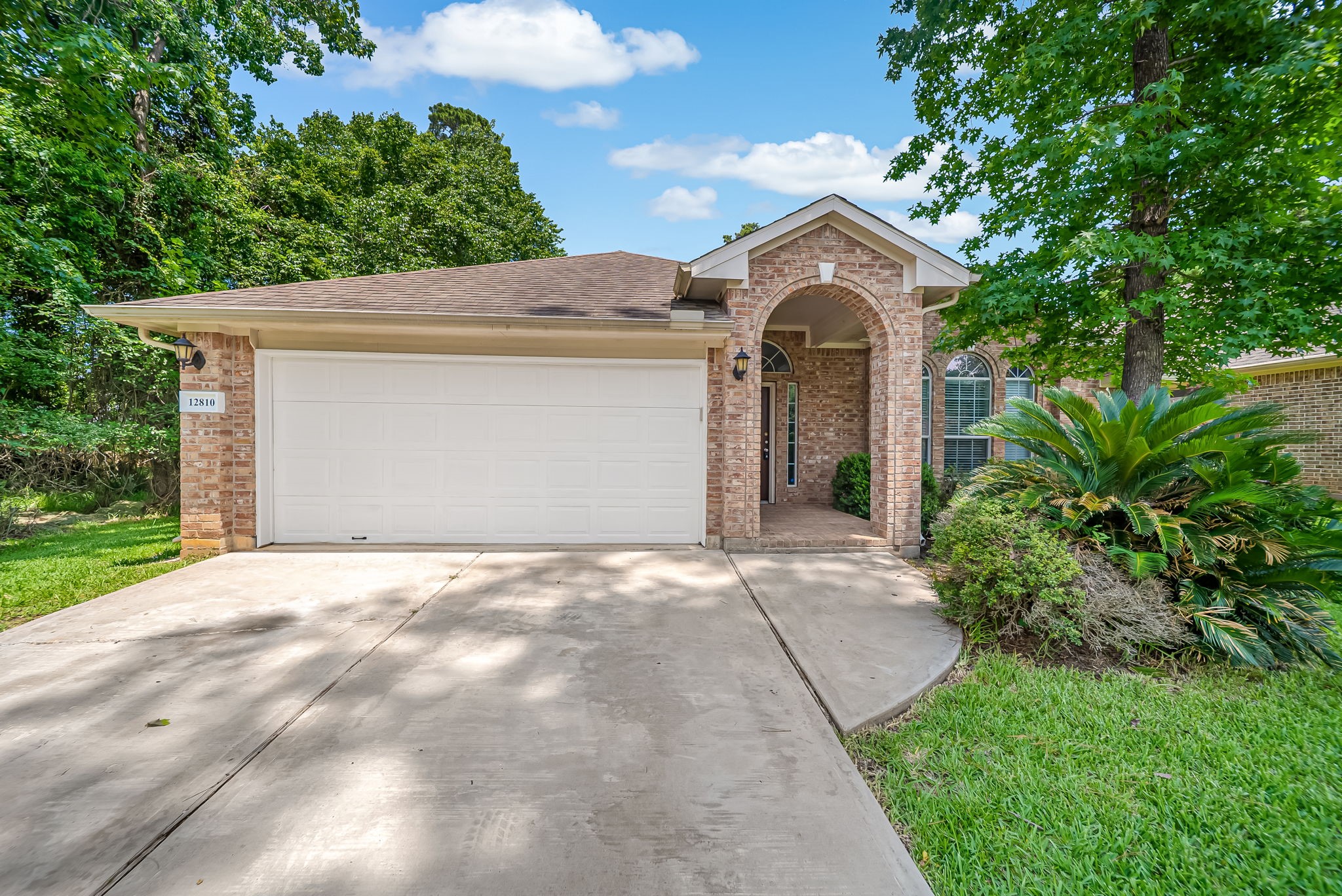12810 Lake Shore Drive Property Photo 1