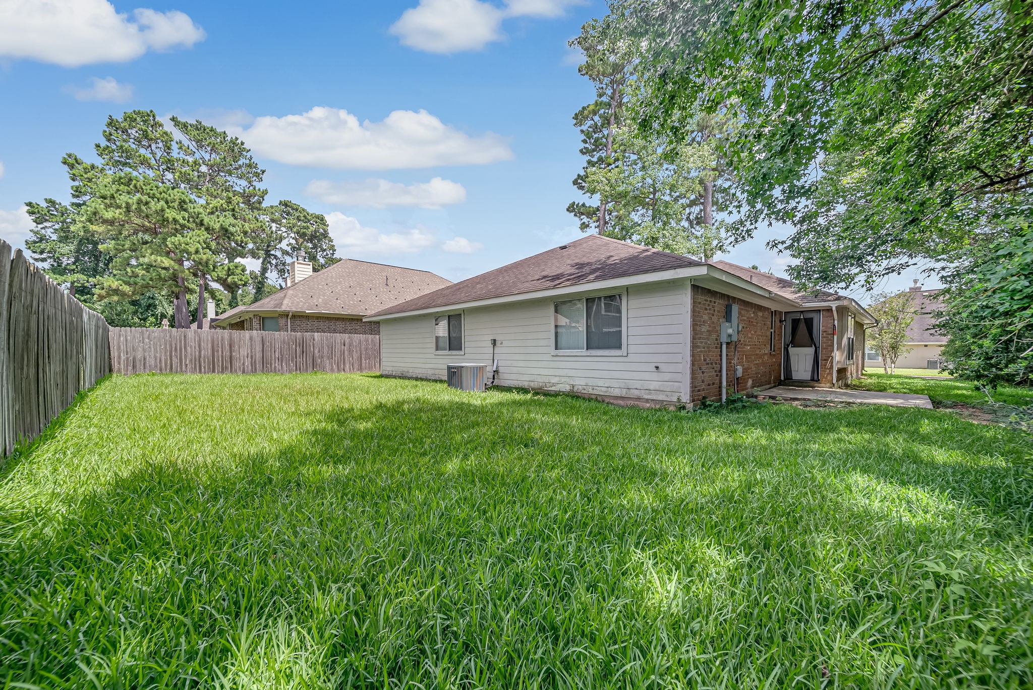 12810 Lake Shore Drive Property Photo 26