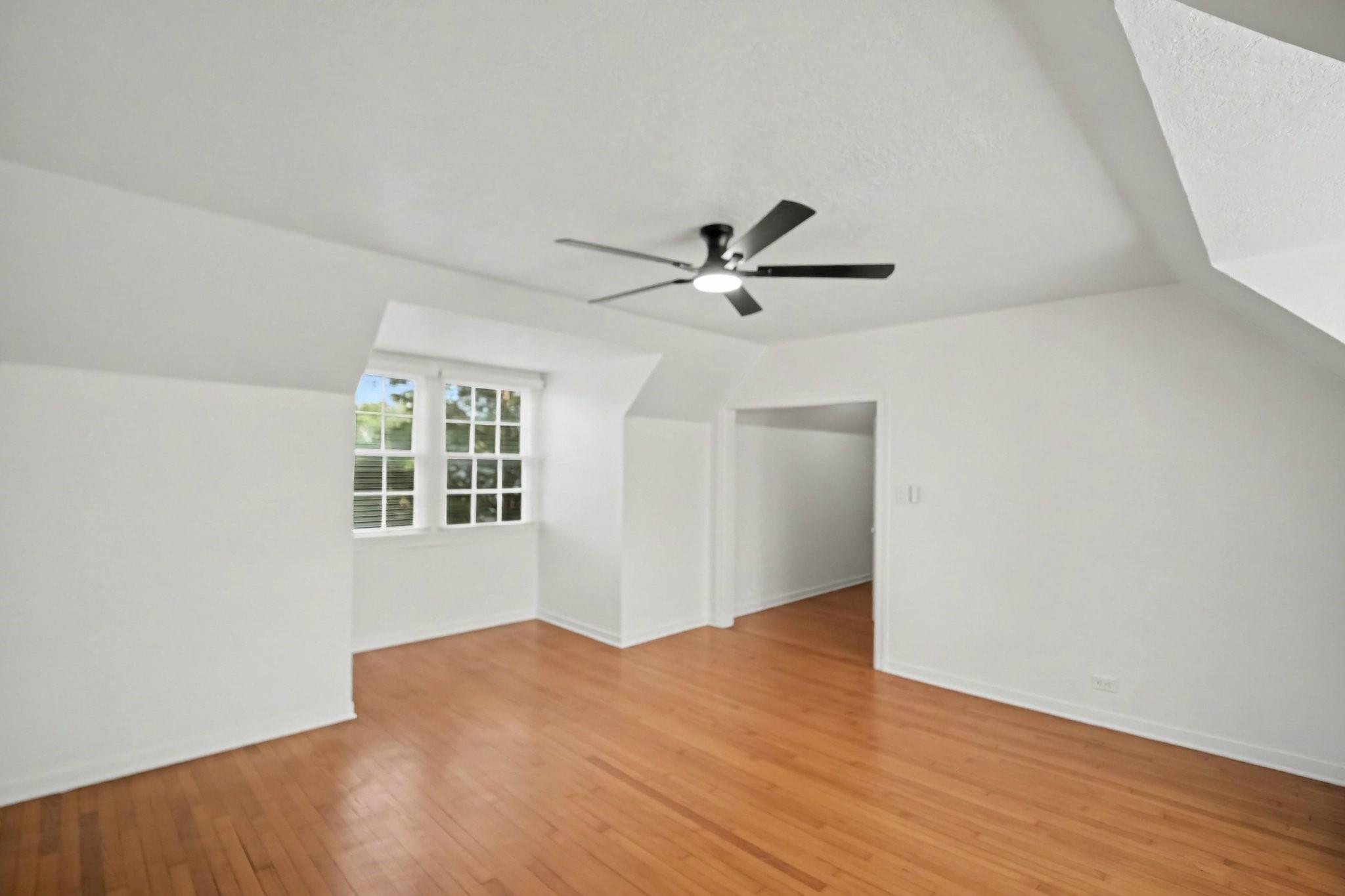 4408 Yoakum Boulevard 4 Property Photo 9