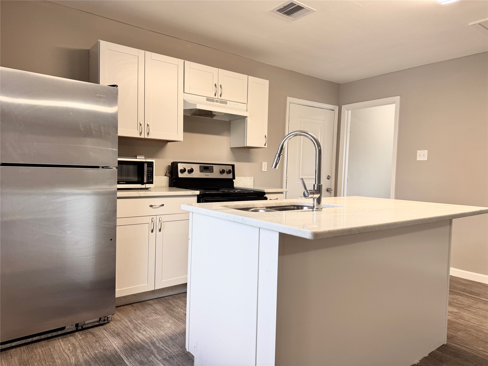 928 John Alber Road C Property Photo 6