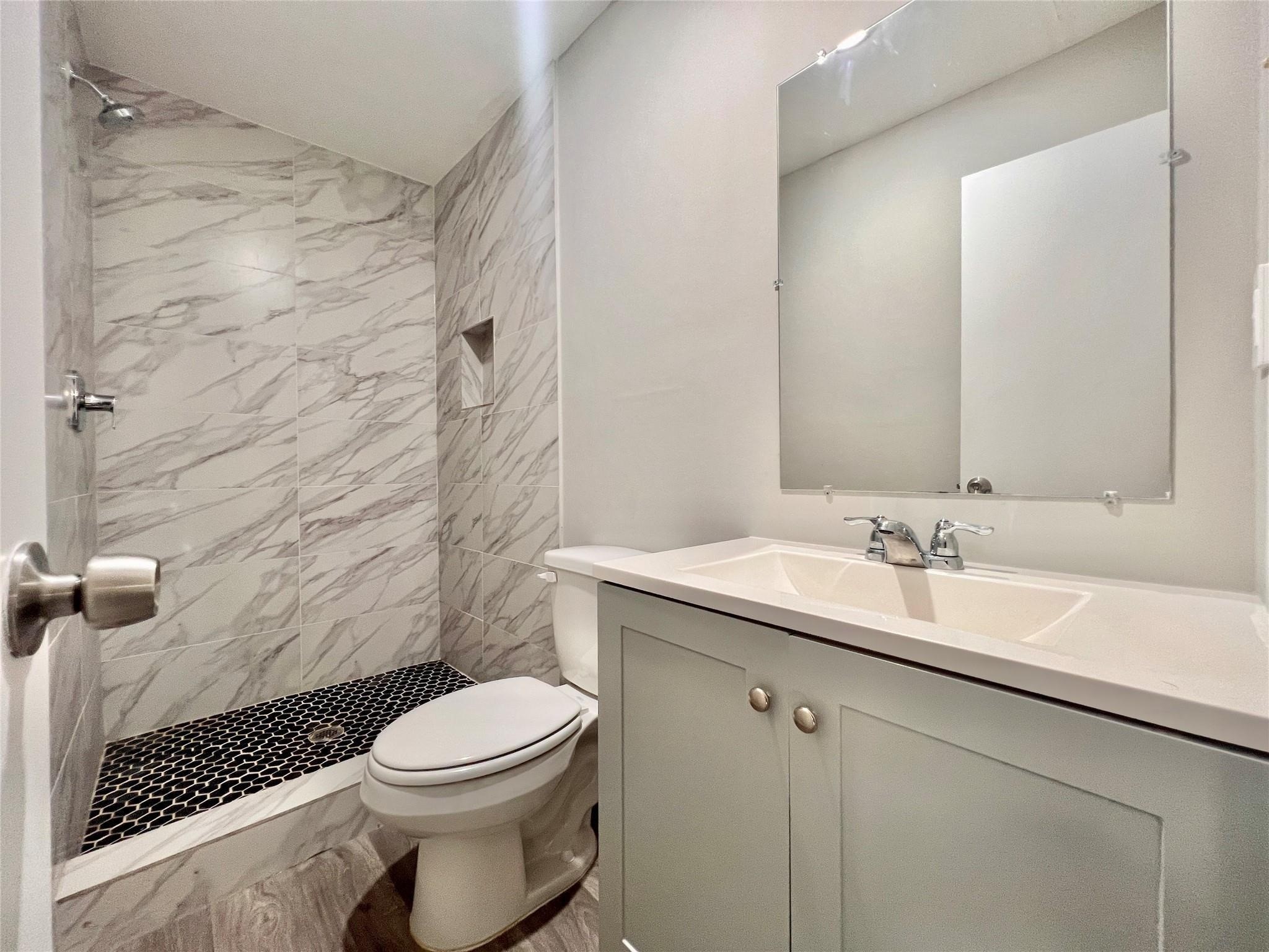 928 John Alber Road C Property Photo 12