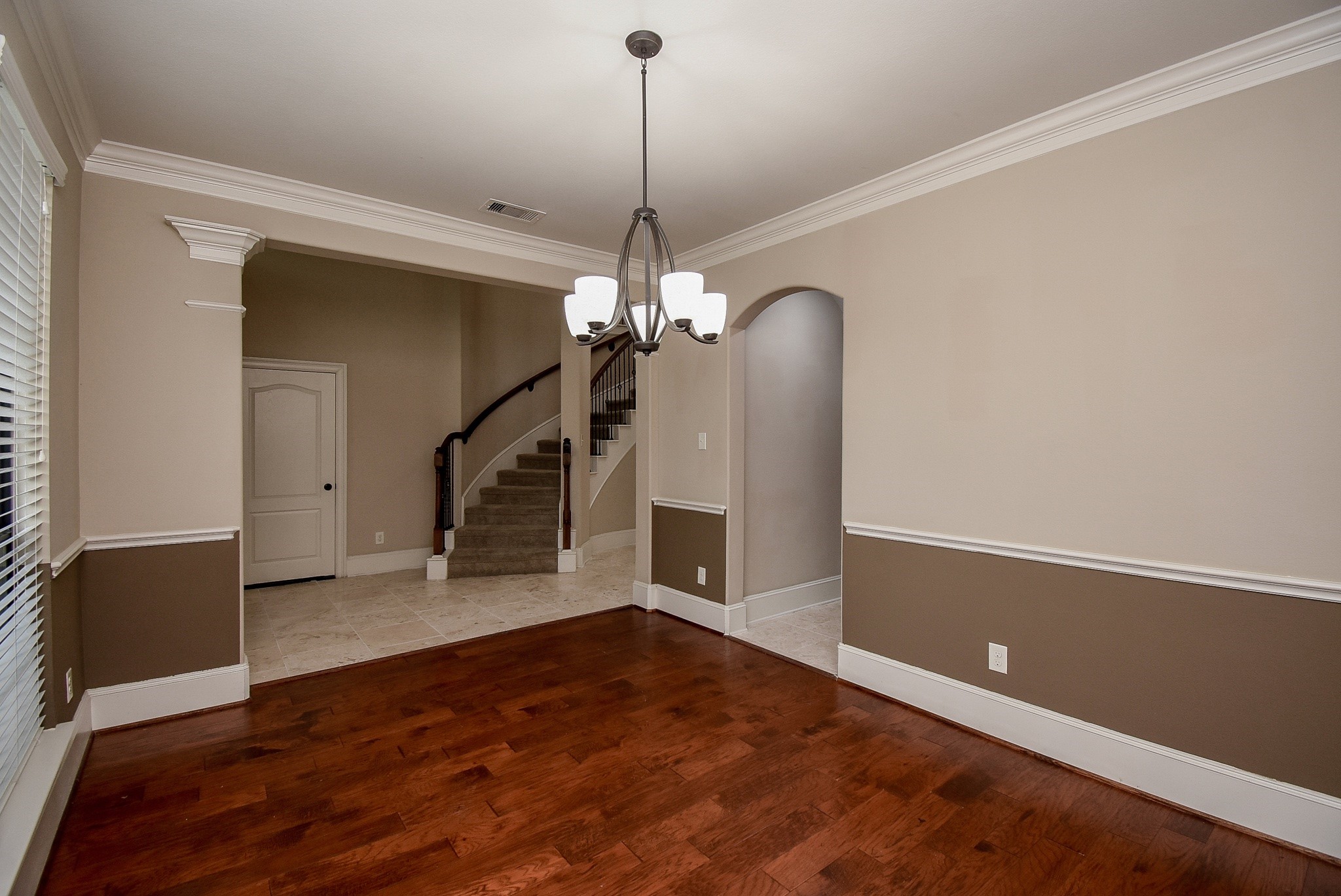 6034 Gracys Landing Lane Property Photo 10