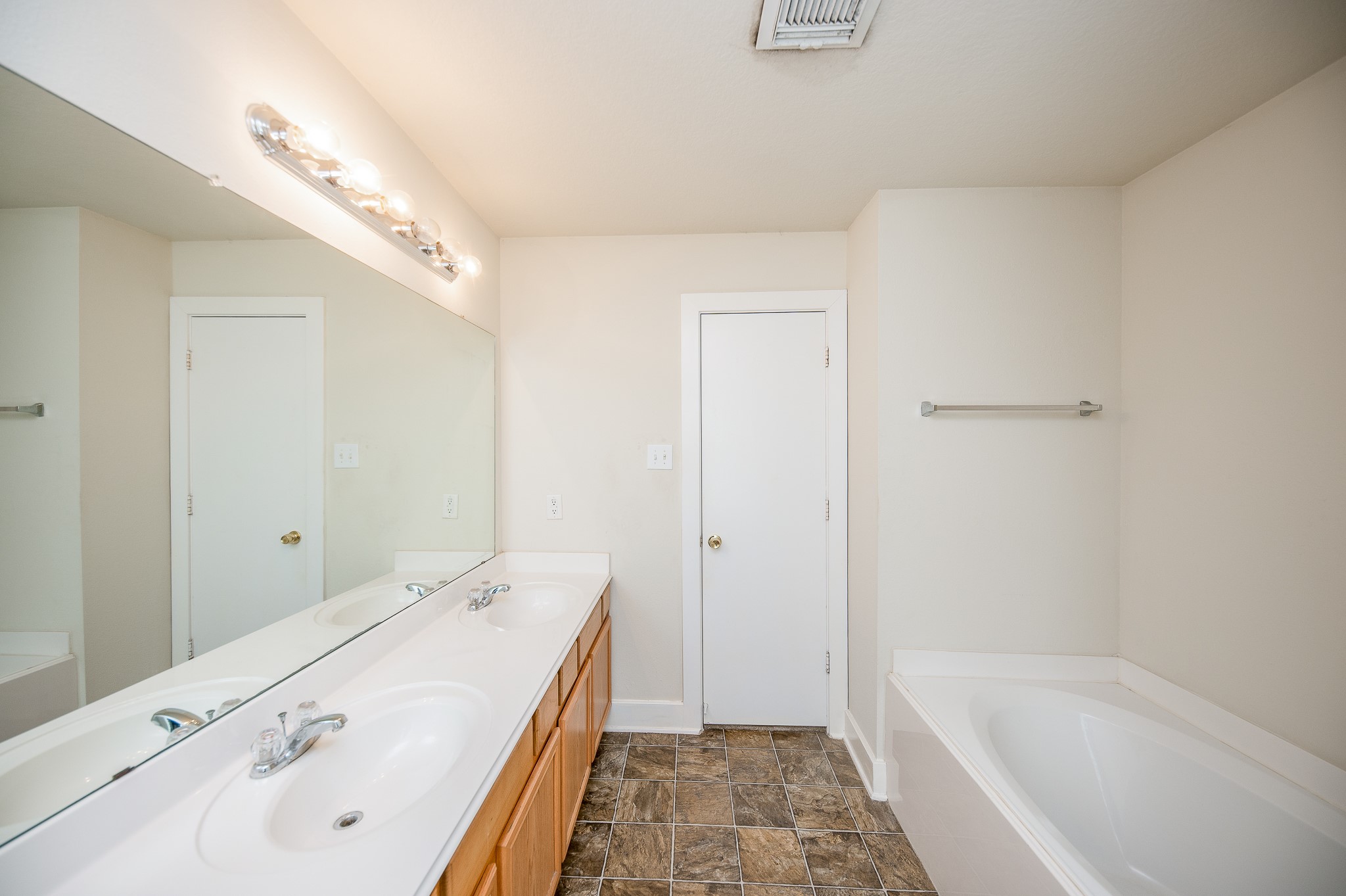 5839 Sonoma Ridge Property Photo 28