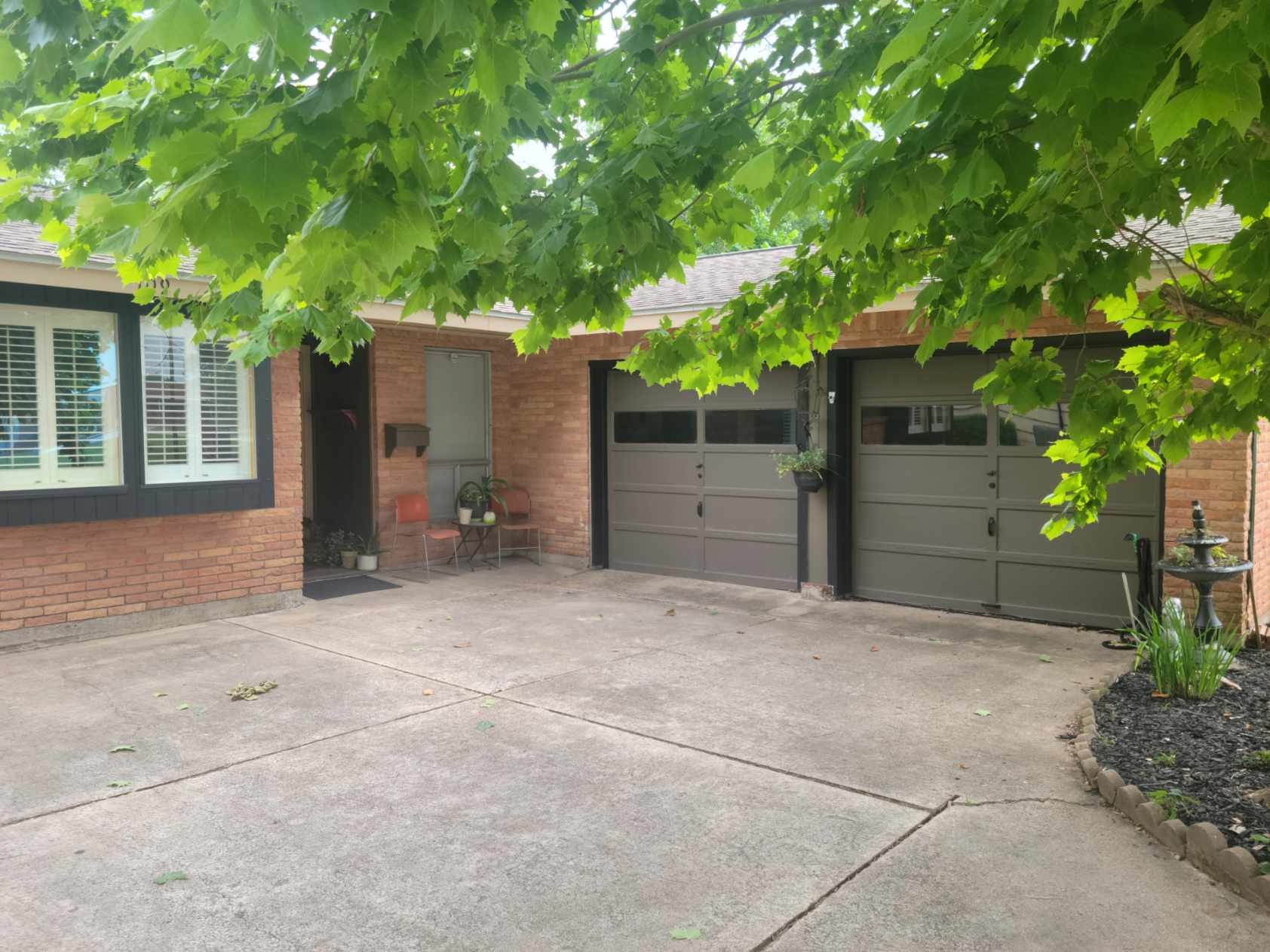 109 Ligustrum Property Photo 2