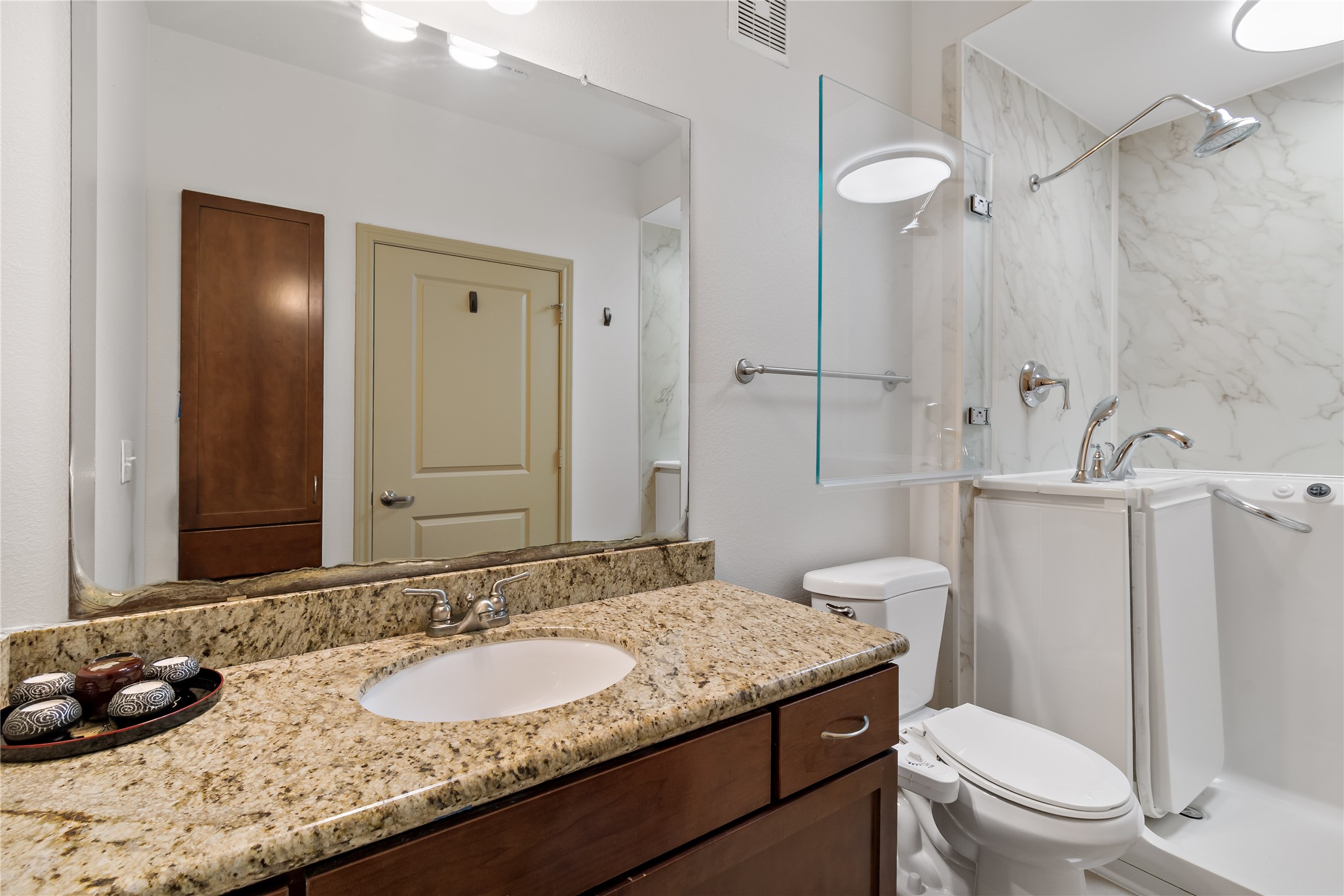 505 Jackson Hill Street 103 Property Photo 15