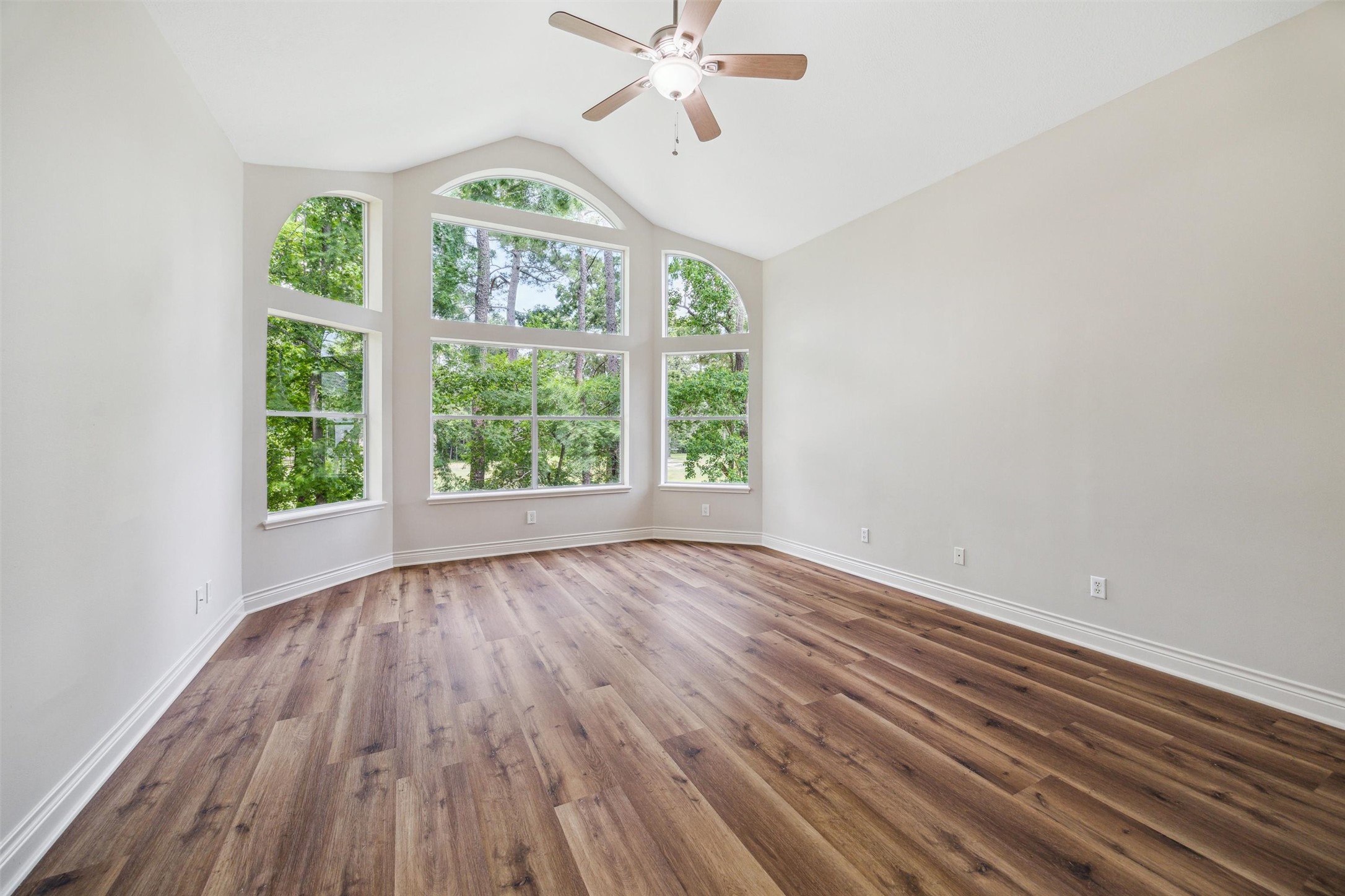 11 Twin Greens Court Property Photo 29