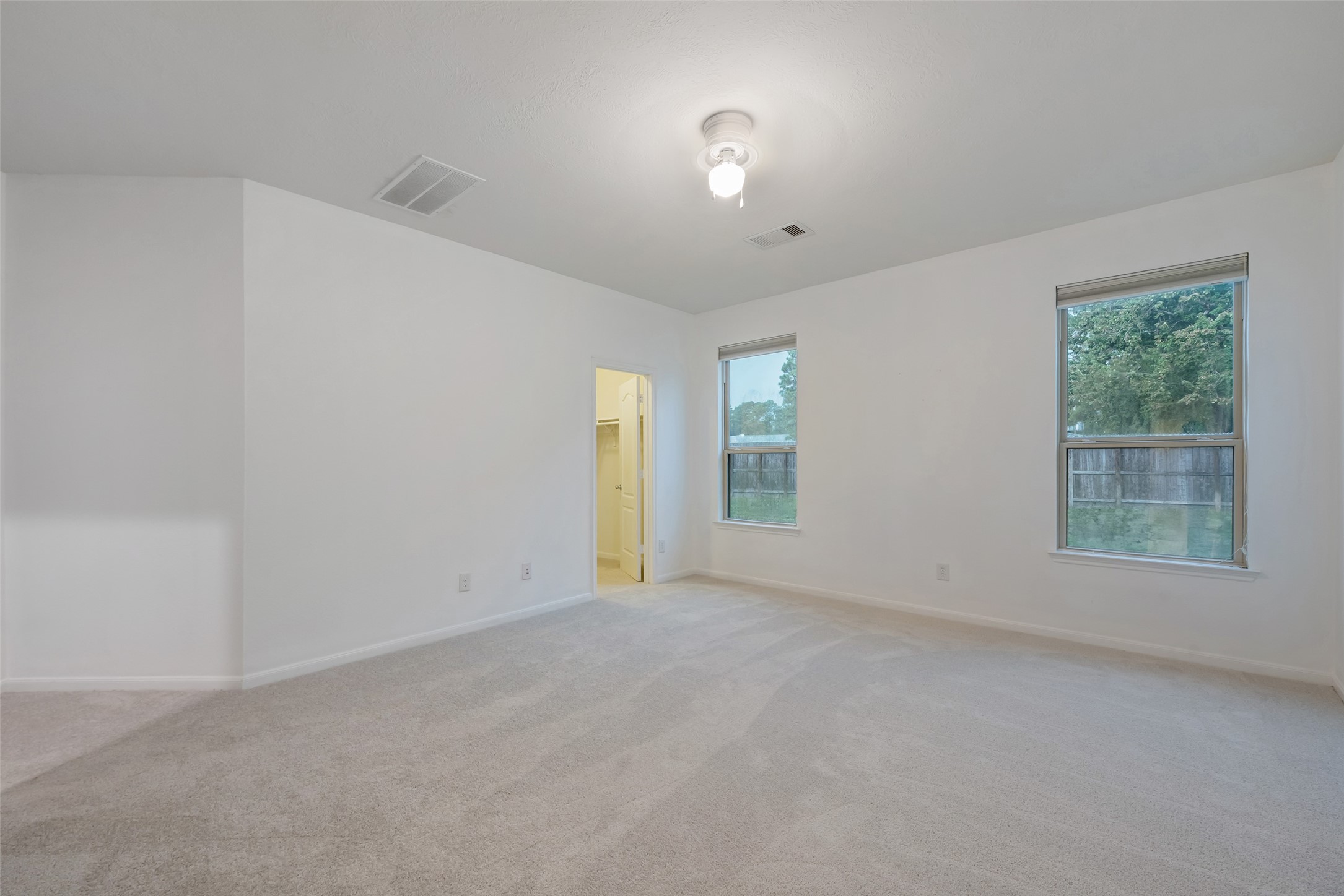 4006 Streambed Trail Property Photo 13