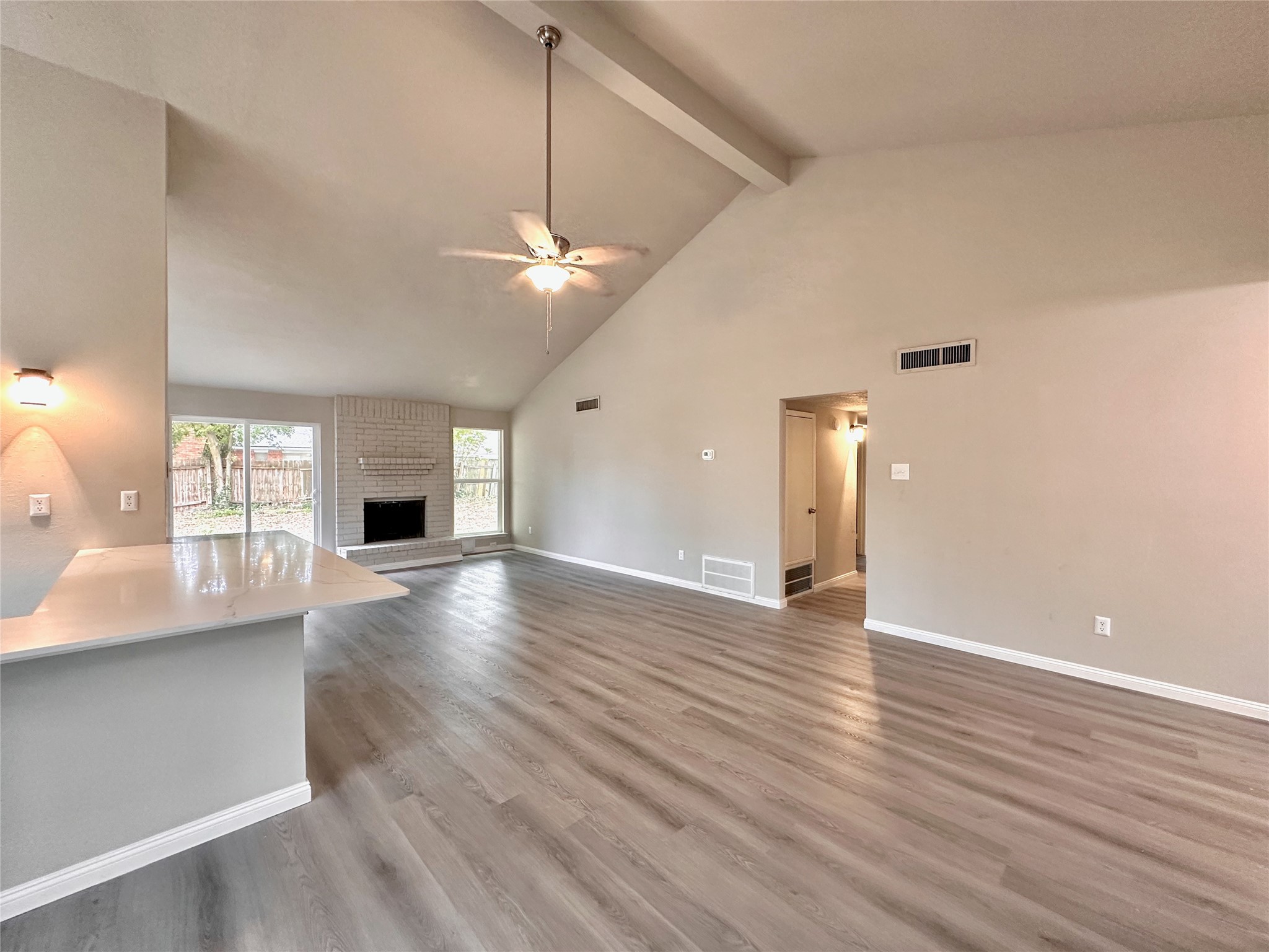 7730 Chaseview Drive Property Photo 7