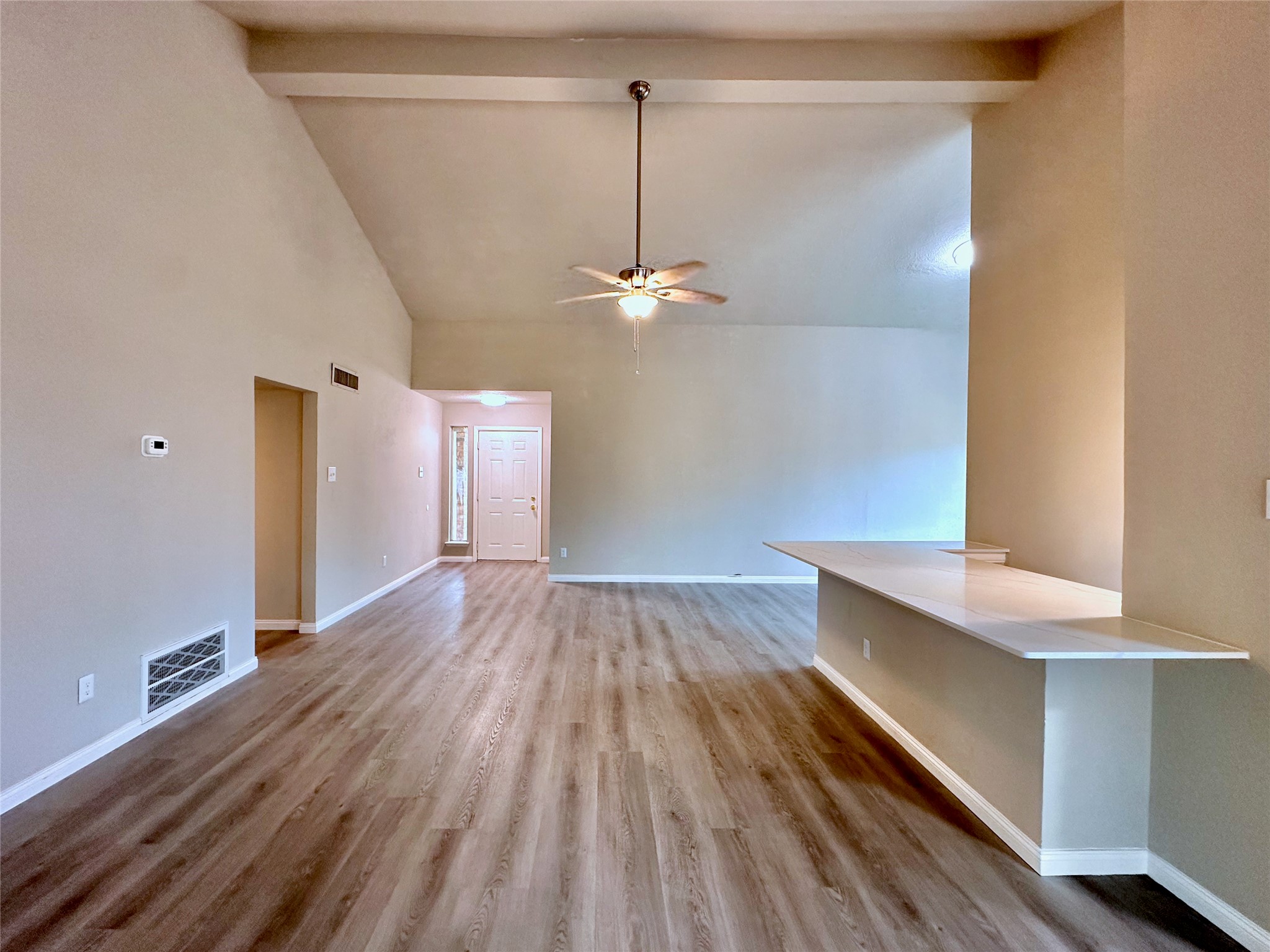 7730 Chaseview Drive Property Photo 9