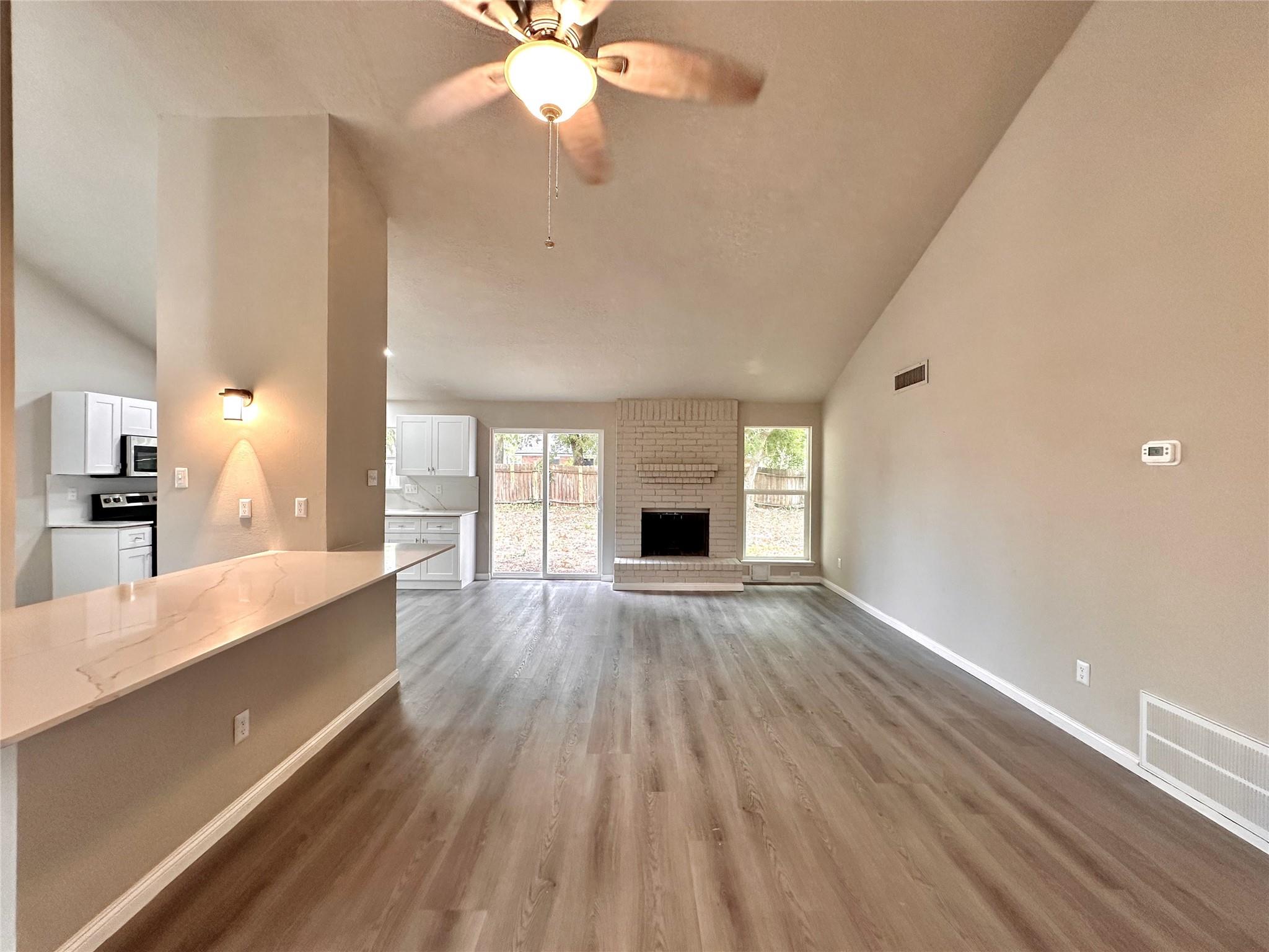 7730 Chaseview Drive, Houston Tx 77489 Property Photo 10