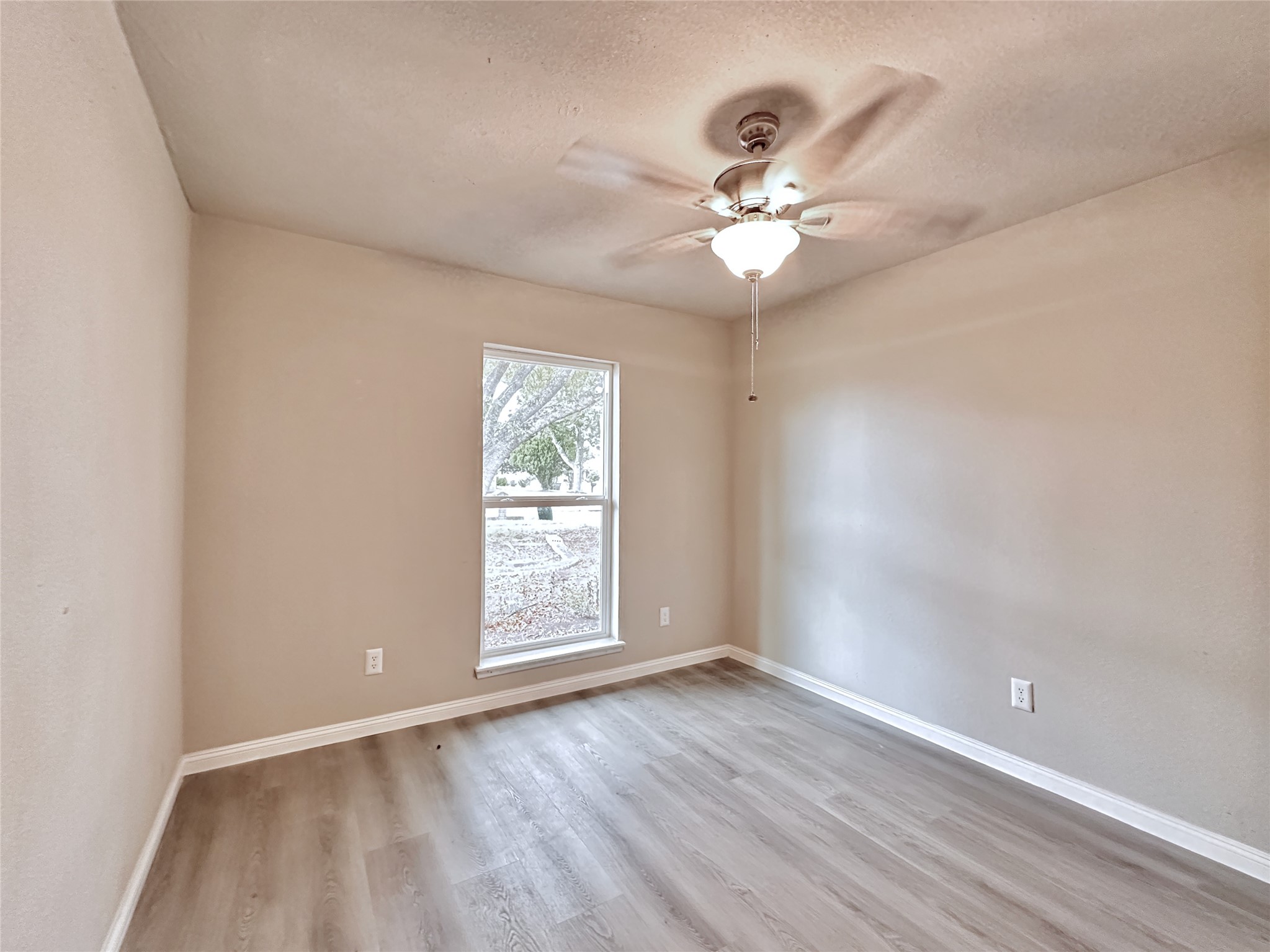 7730 Chaseview Drive Property Photo 20