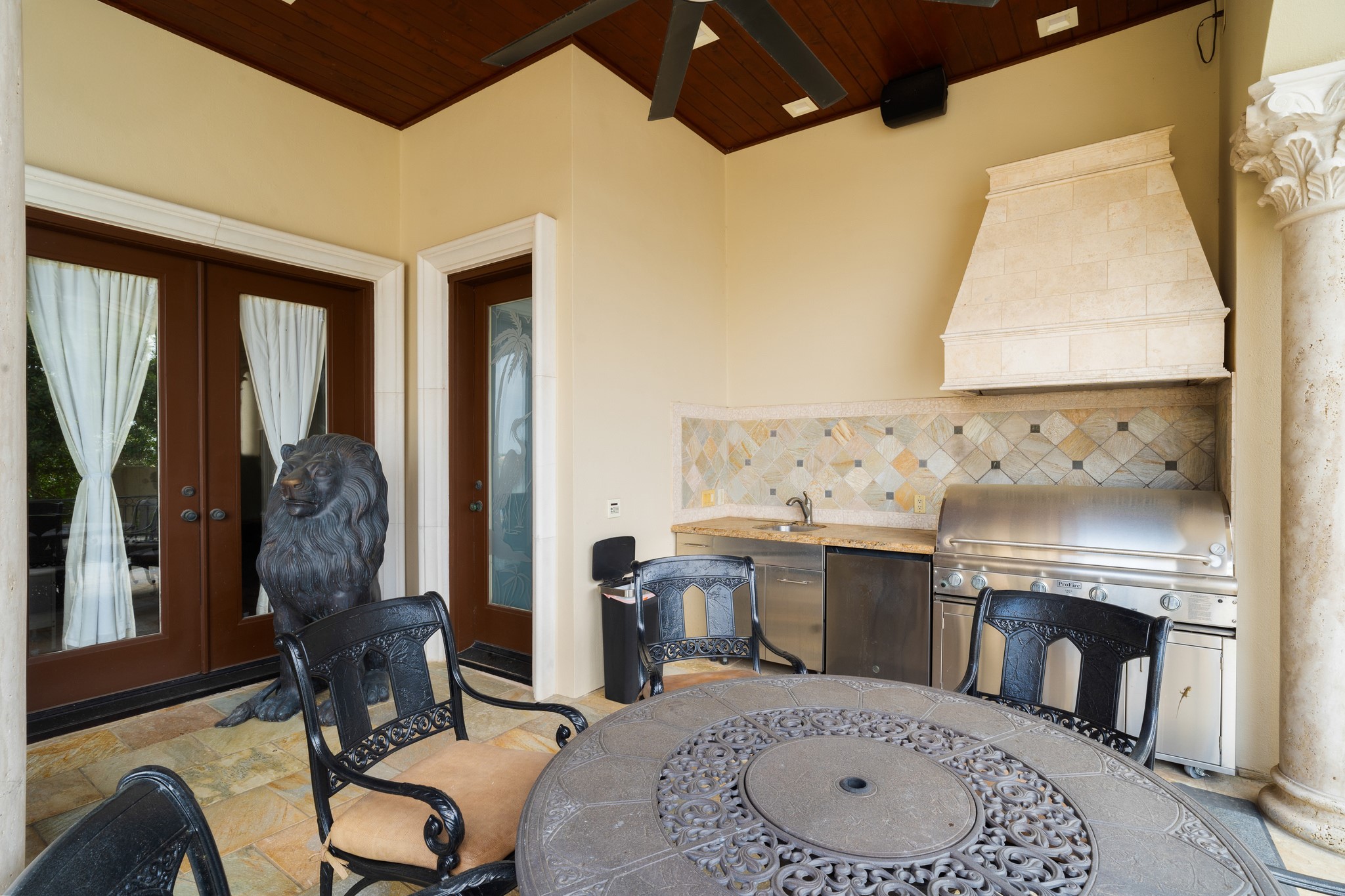6 Waterford Oaks Lane Property Photo 41