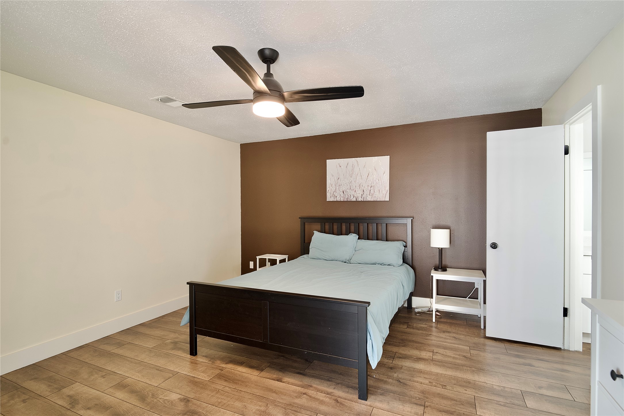 13529 Woodchester Drive Property Photo 26
