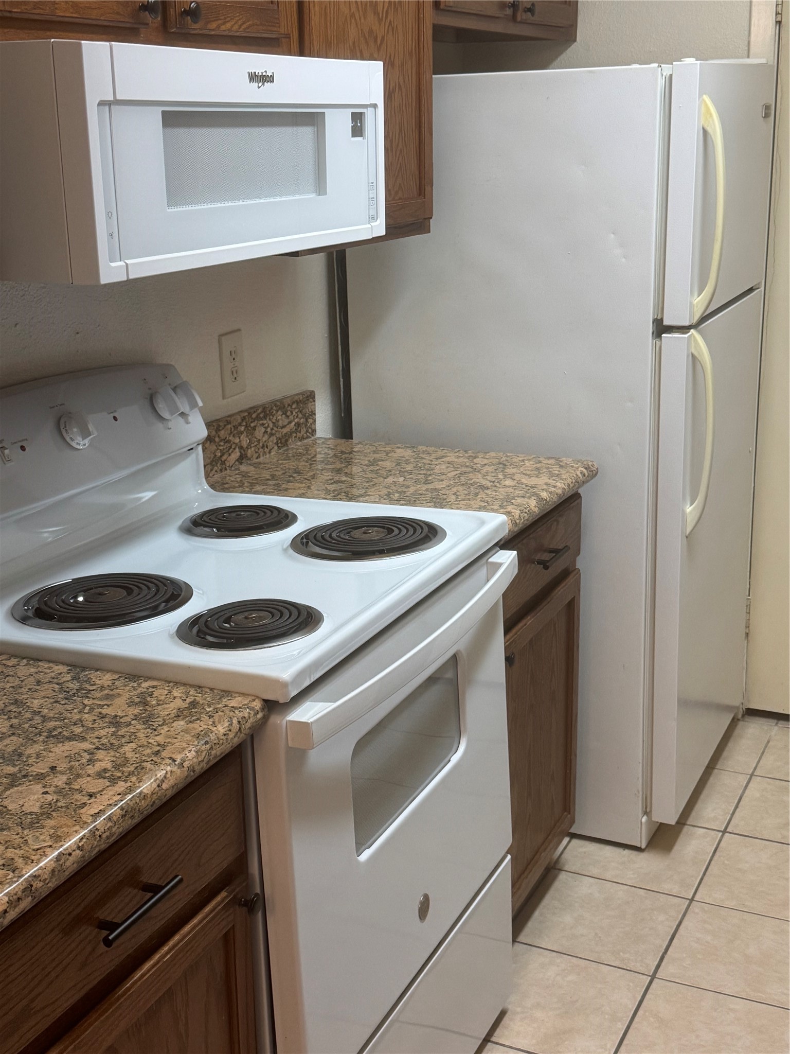 17401 Red Oak Drive 61 Property Photo 11