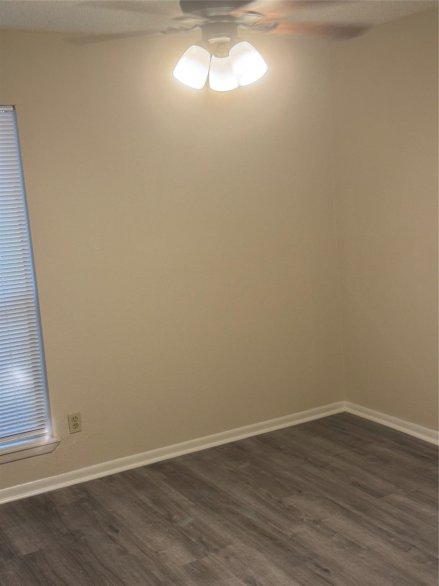 17401 Red Oak Drive 61 Property Photo 15