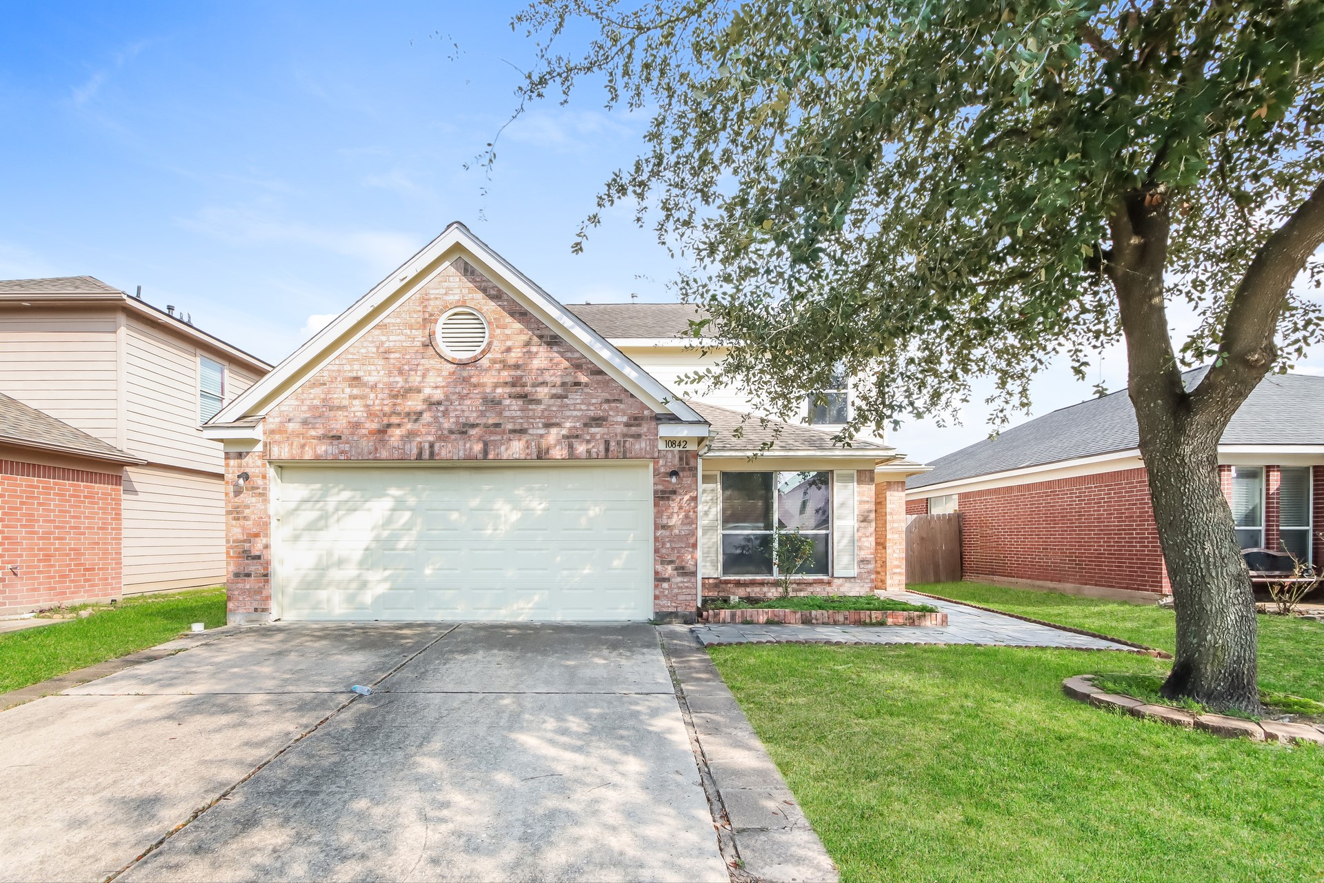 10842 Maple Bough Lane Property Photo 1